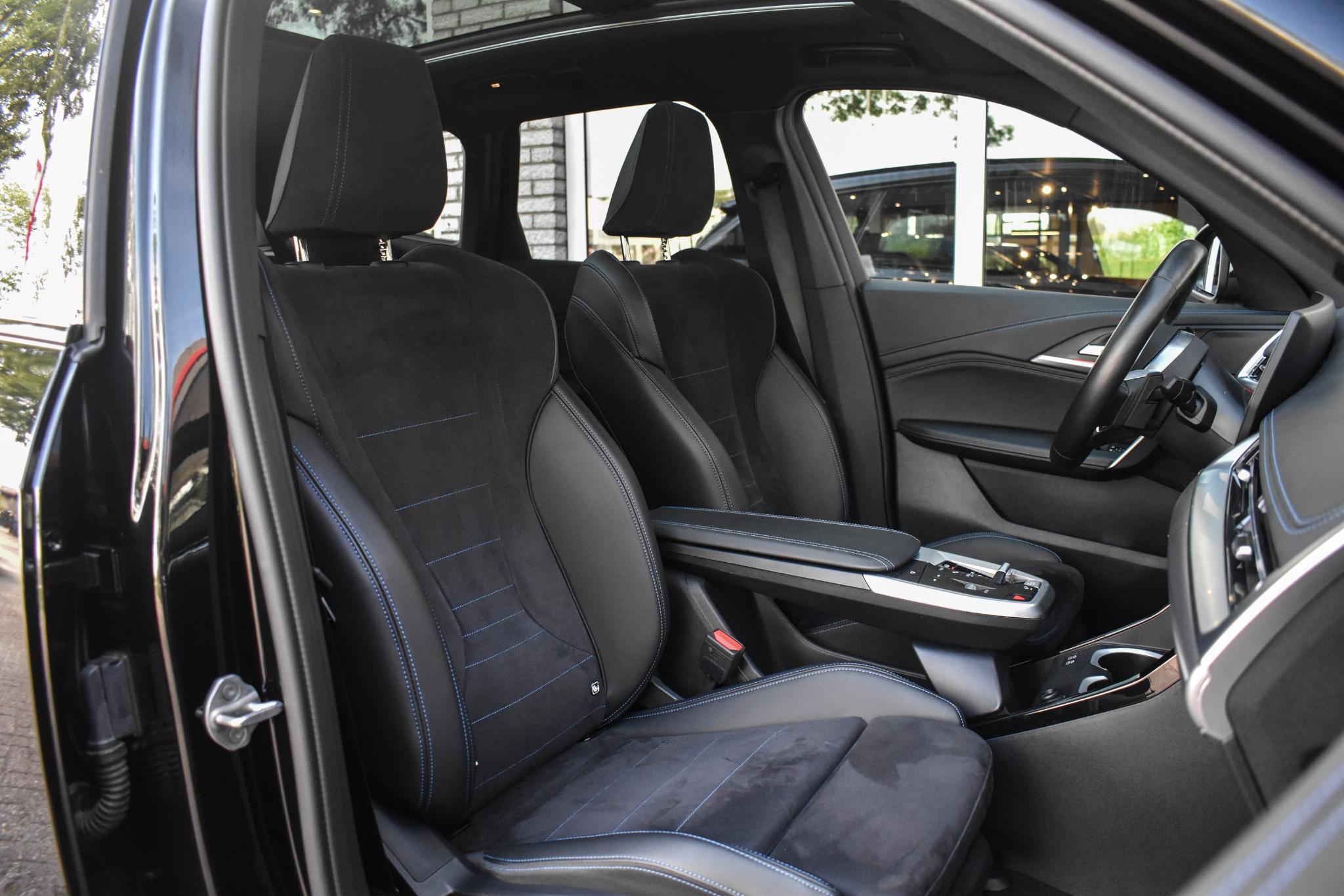 Foto van BMW X1 Xdrive25e