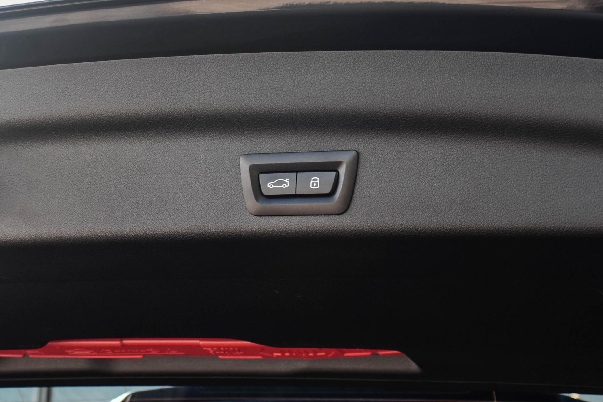 Foto van BMW X1 Xdrive25e