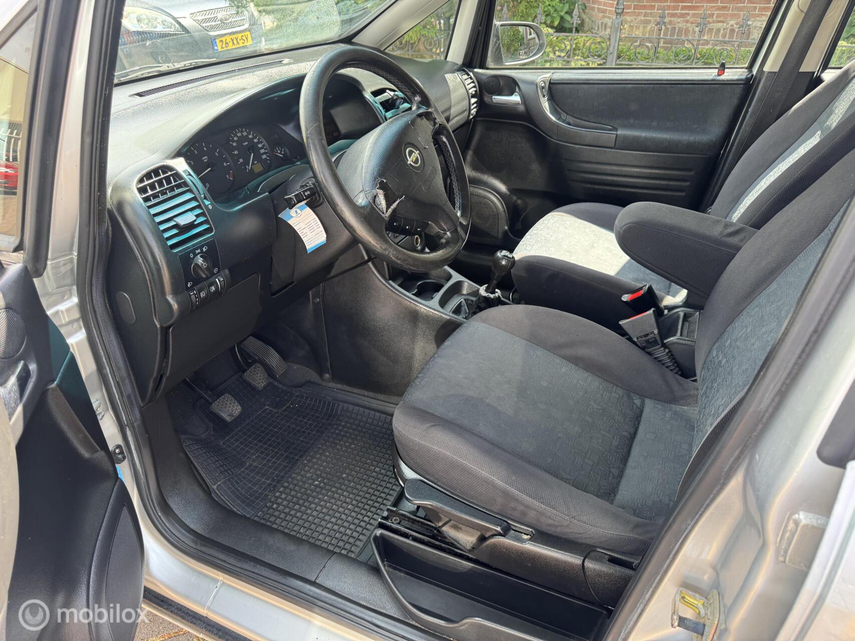 Foto van Opel Zafira-a