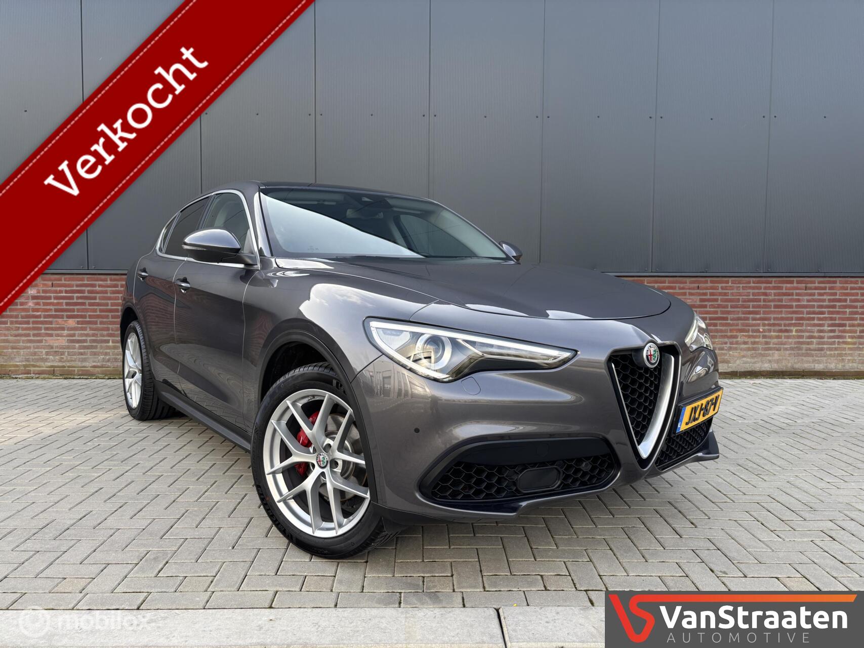Alfa Romeo Stelvio 2.0 T AWD Super | Panorama | Memory | Nav 2017 - voorkant