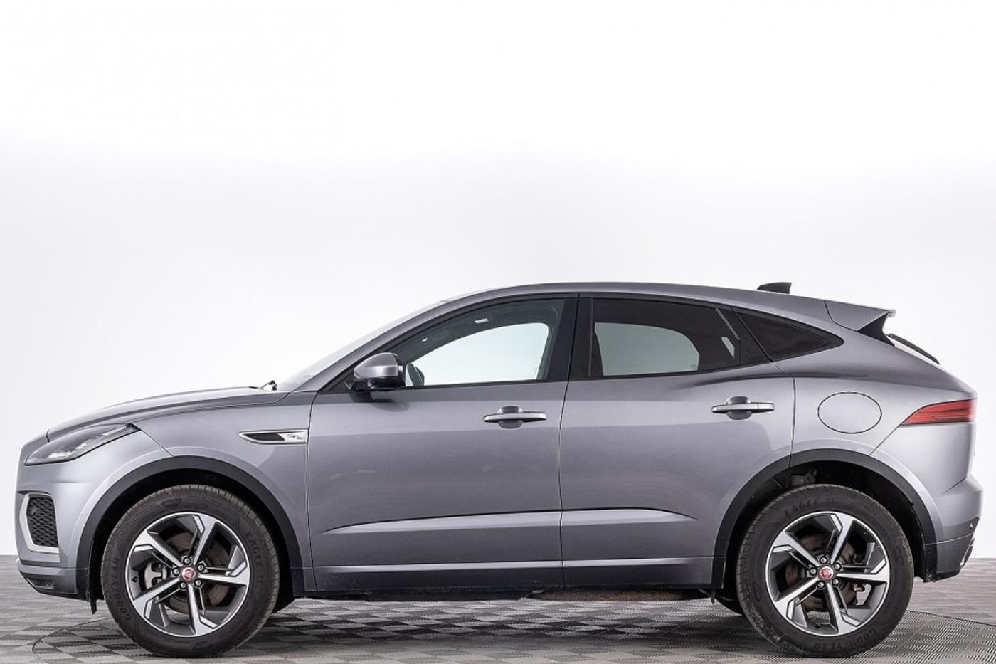 Foto van Jaguar E-pace