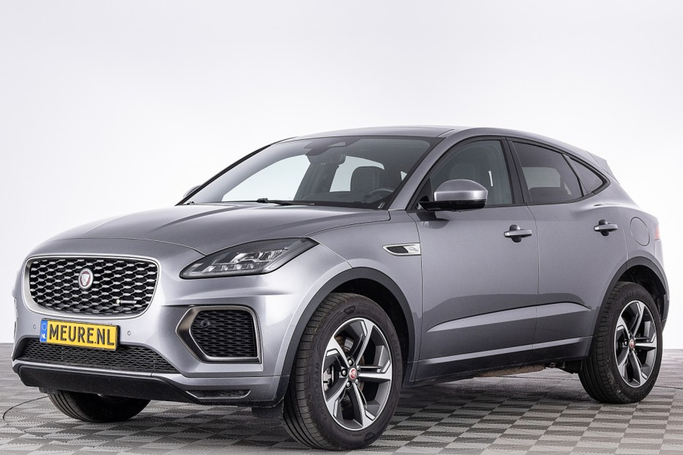 Foto van Jaguar E-pace