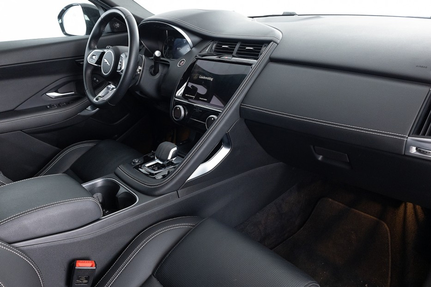 Foto van Jaguar E-pace