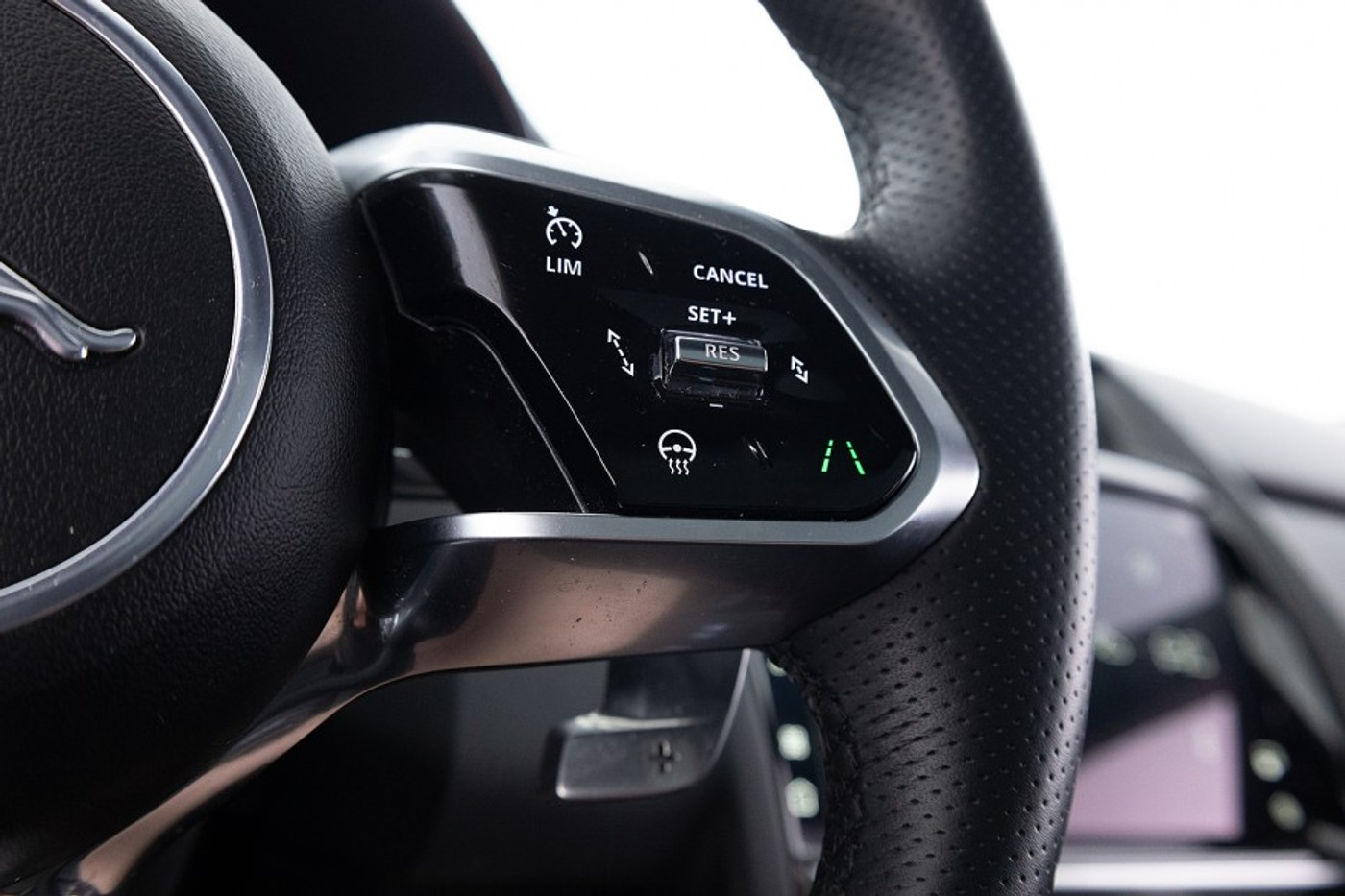 Foto van Jaguar E-pace