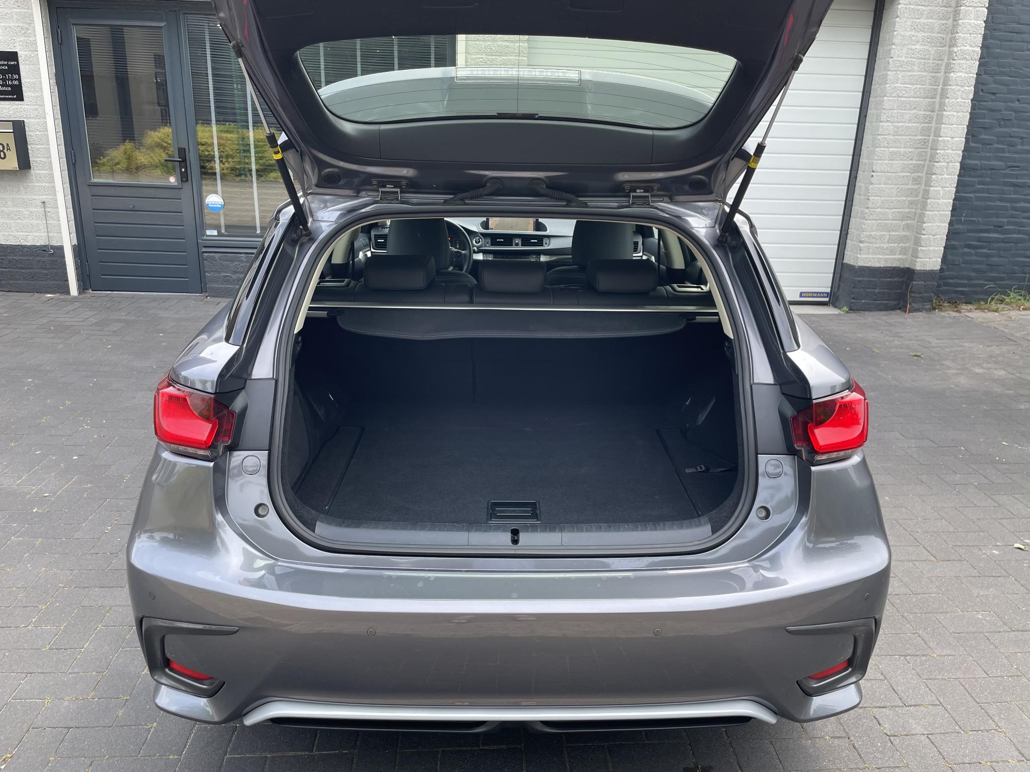 Foto van Lexus CT