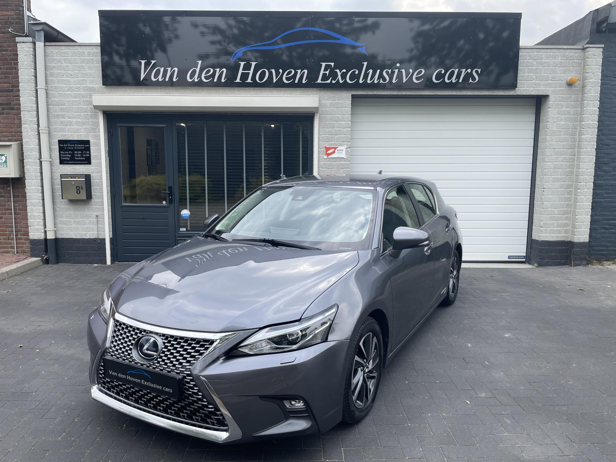 Lexus CT 200h Luxury Line 2018 - voorkant
