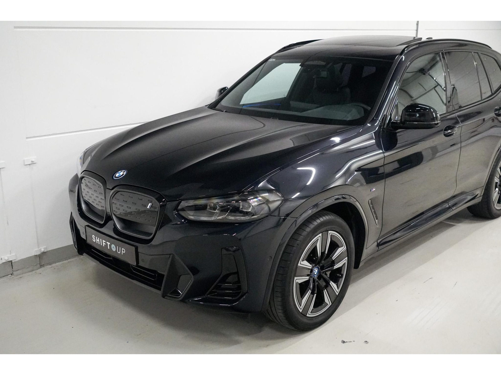 Foto van BMW Ix3