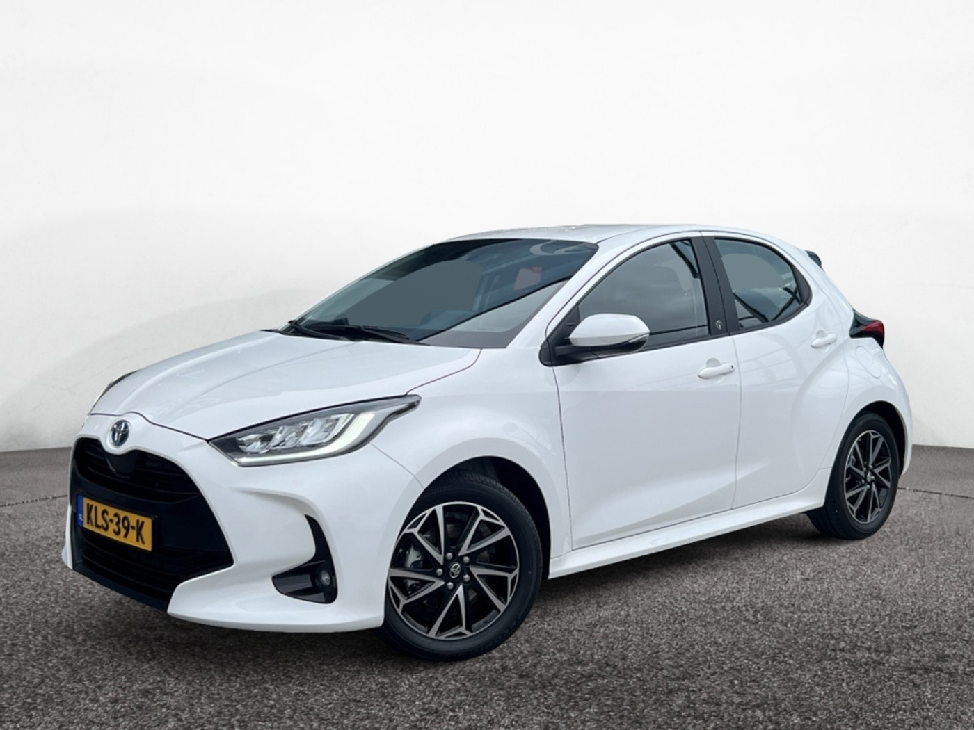 Toyota Toyota Yaris 1.5 Hyb. 115 First E 2022 - voorkant