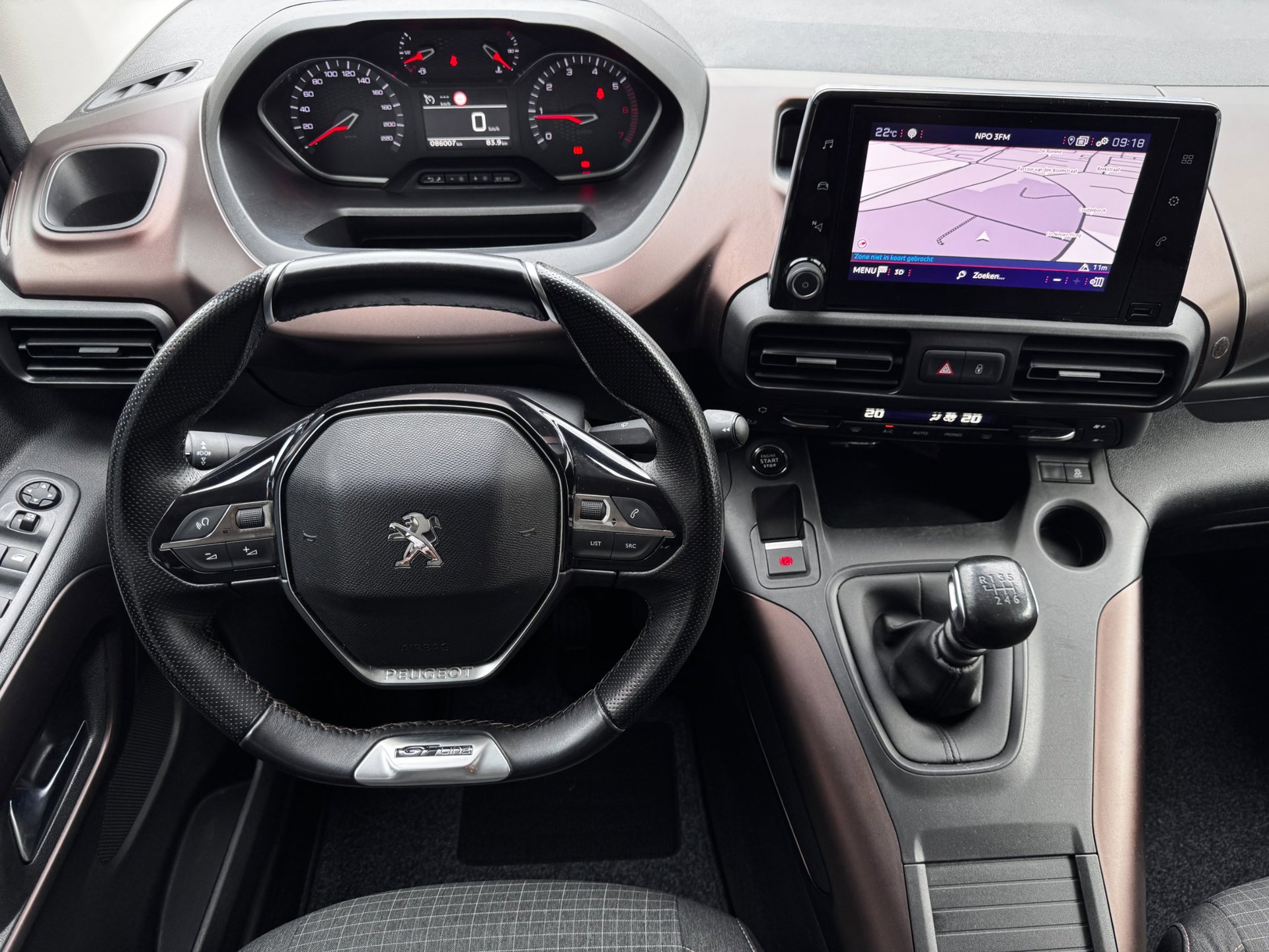 Foto van Peugeot Rifter