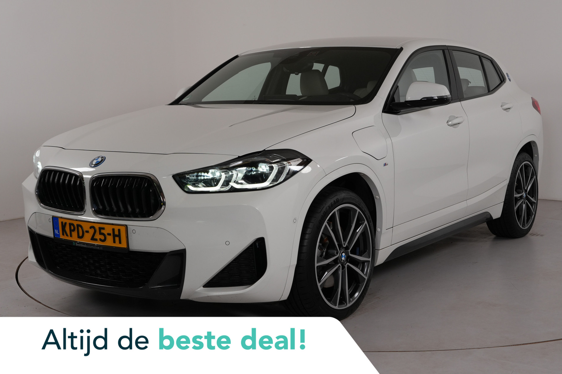 BMW X2 xDrive25e High Executive 2023 - voorkant