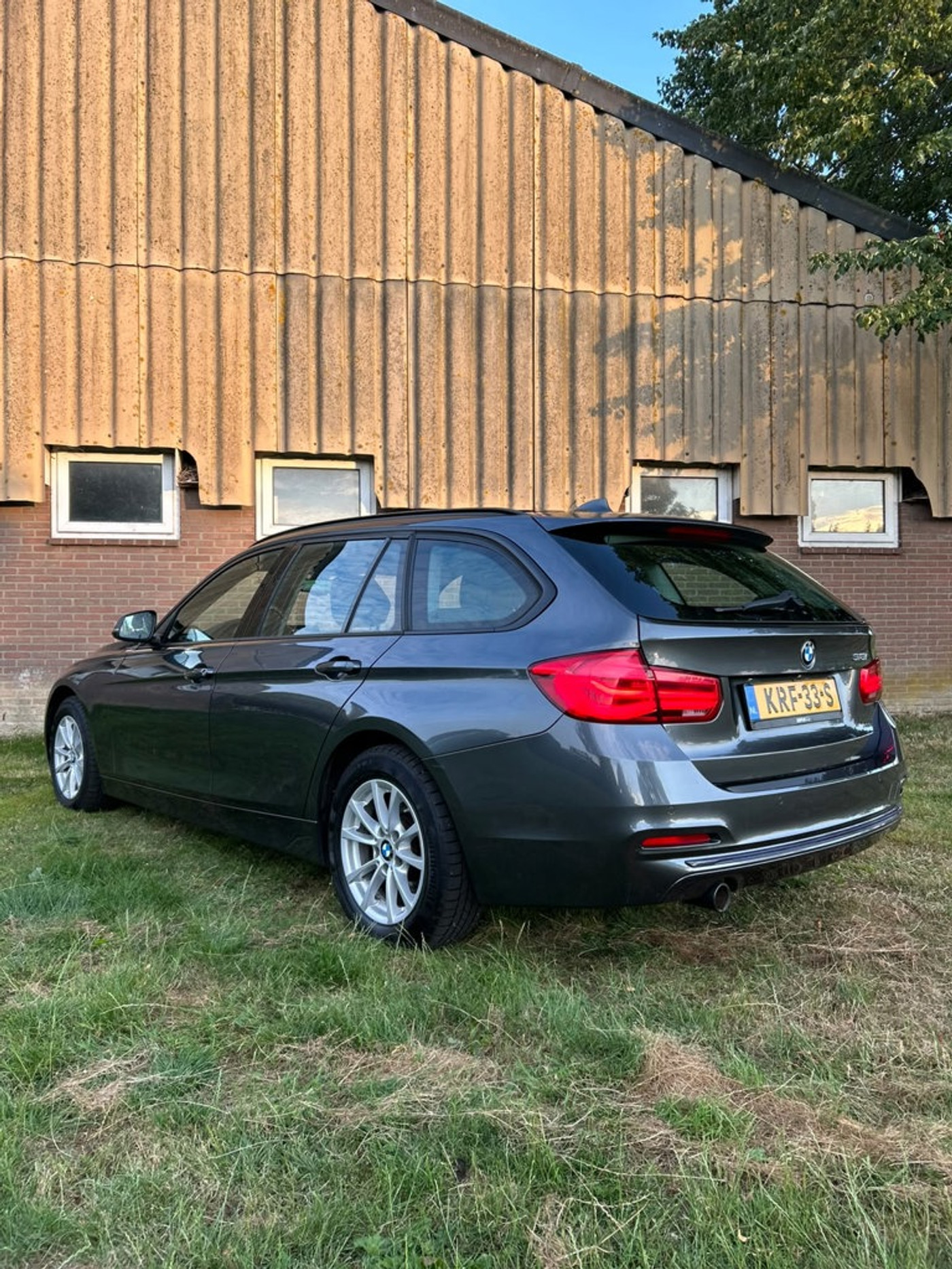 Foto van BMW 318i