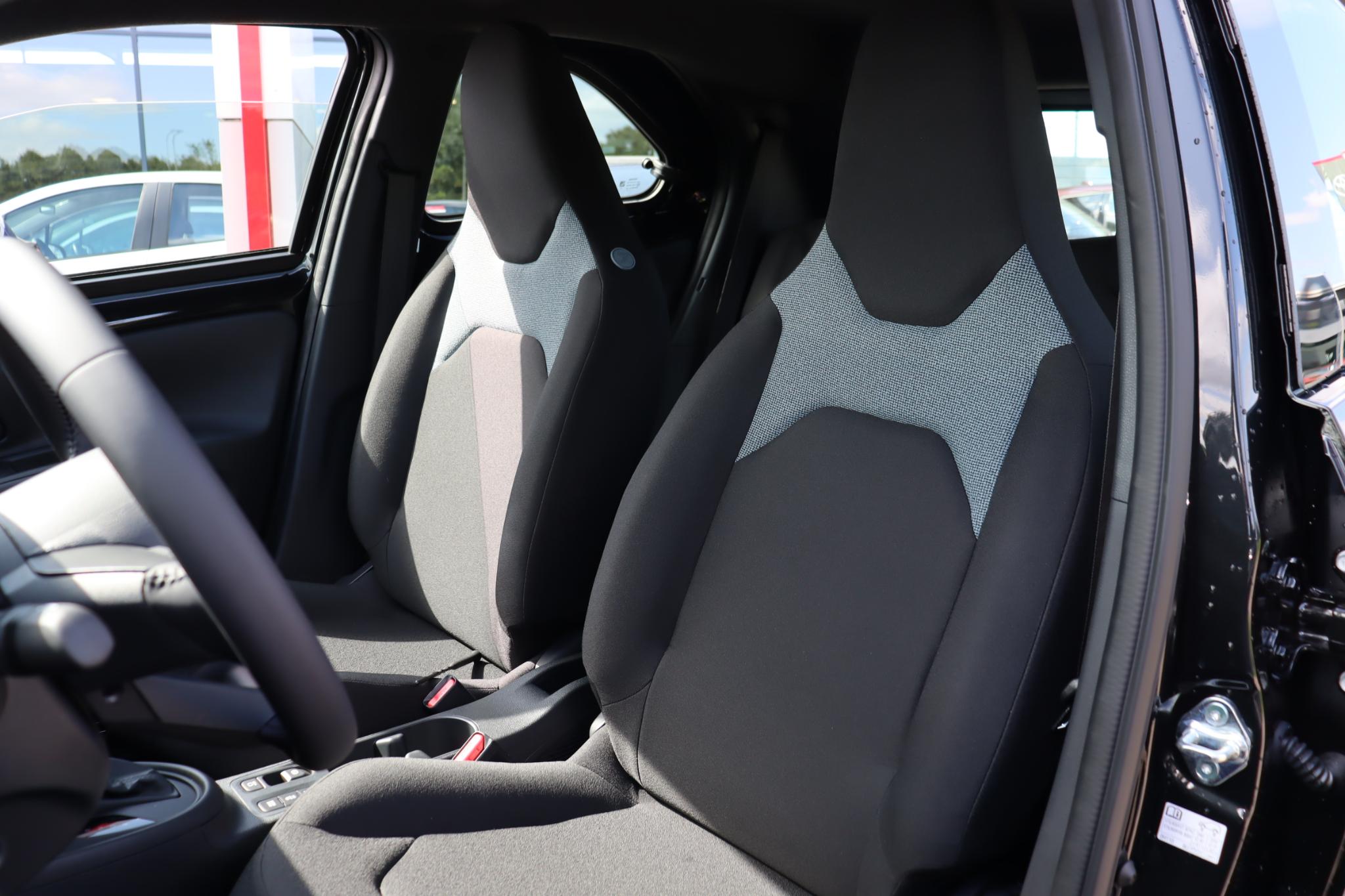 Foto van Toyota Aygo X