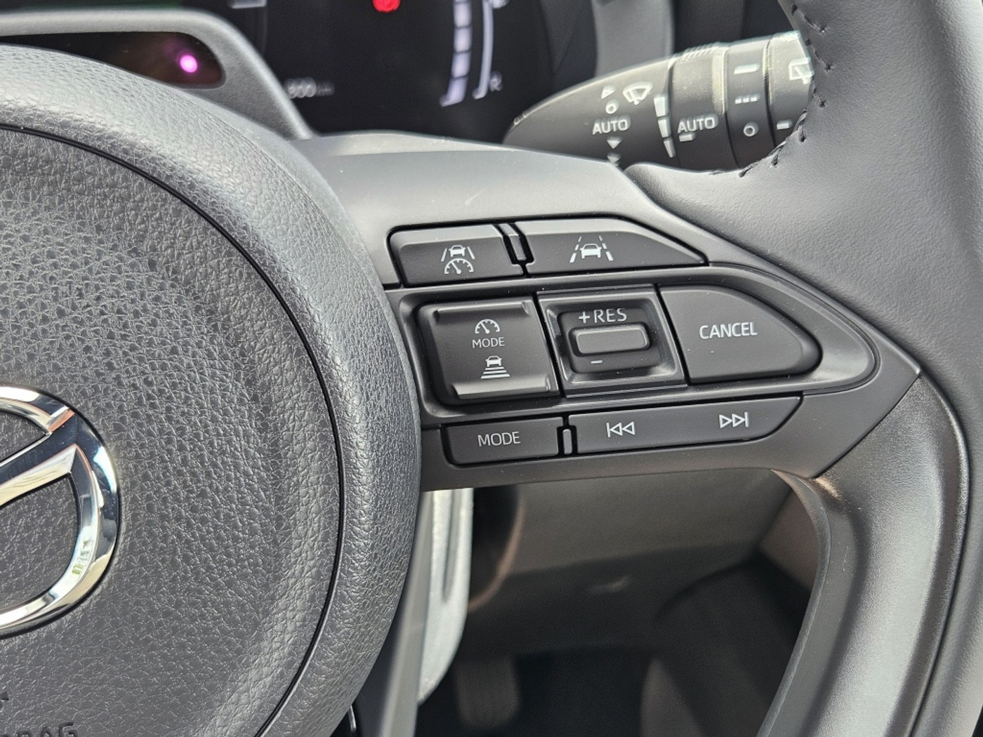 Foto van Mazda Mazda2 Hybrid