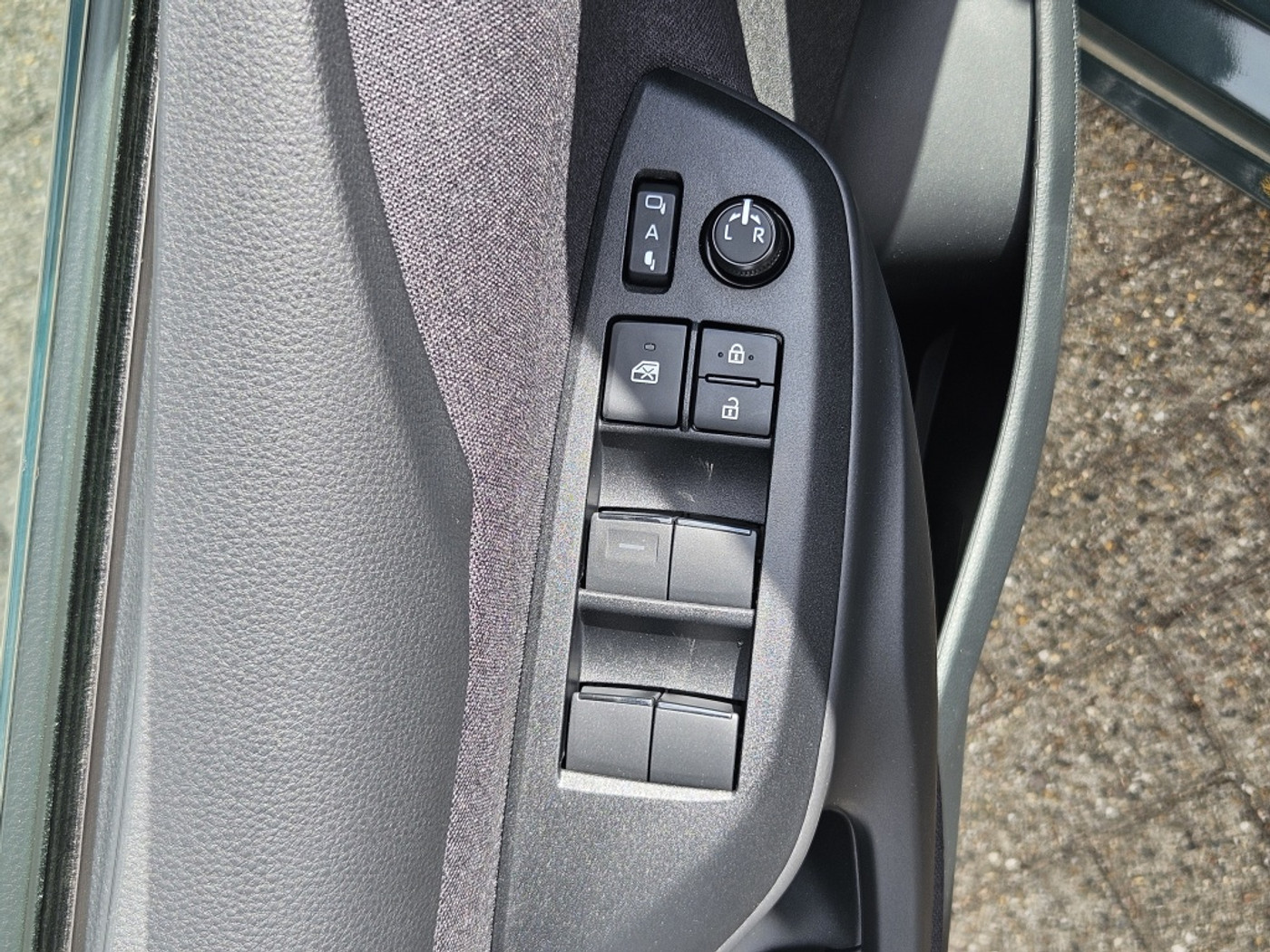 Foto van Mazda Mazda2 Hybrid