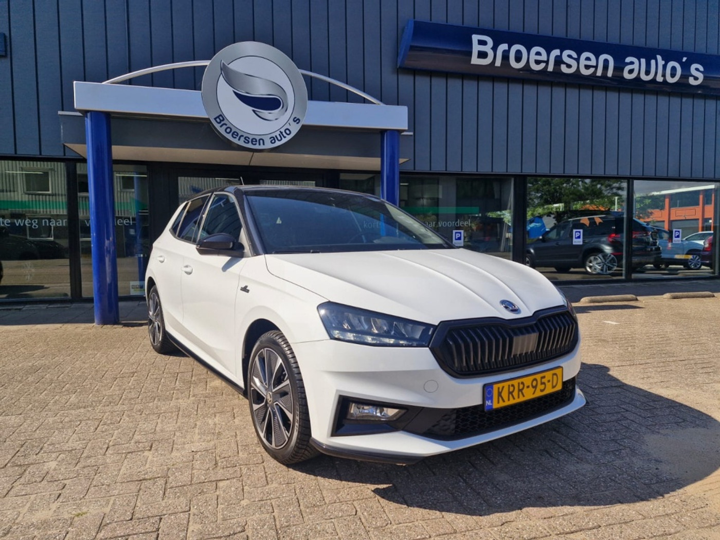 Skoda Fabia 1.0 MPI Monte Carlo | Apple / Android Smartlink | Cruise Control | 2024 - voorkant