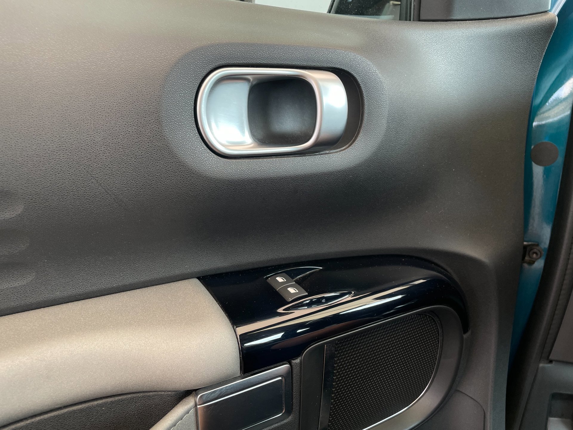Foto van Citroen C4 Cactus