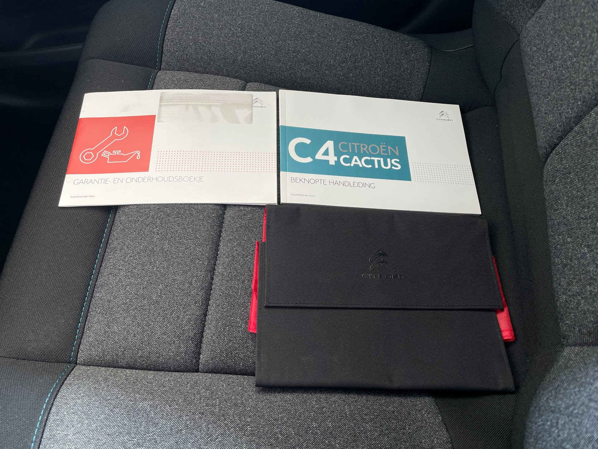 Foto van Citroen C4 Cactus