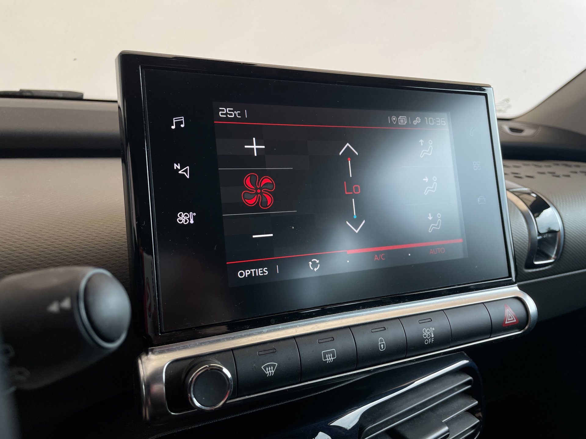 Foto van Citroen C4 Cactus