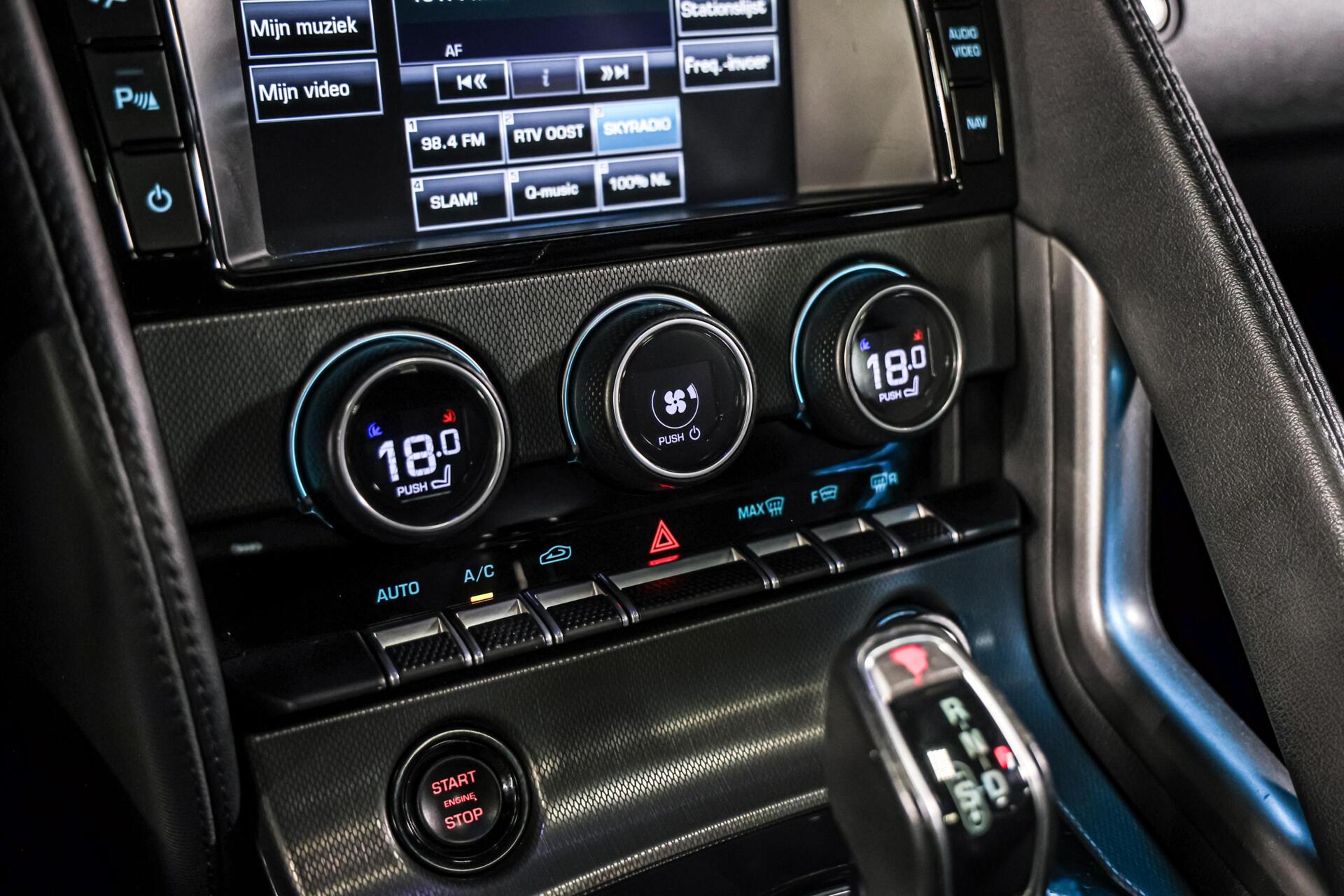 Foto van Jaguar F-type