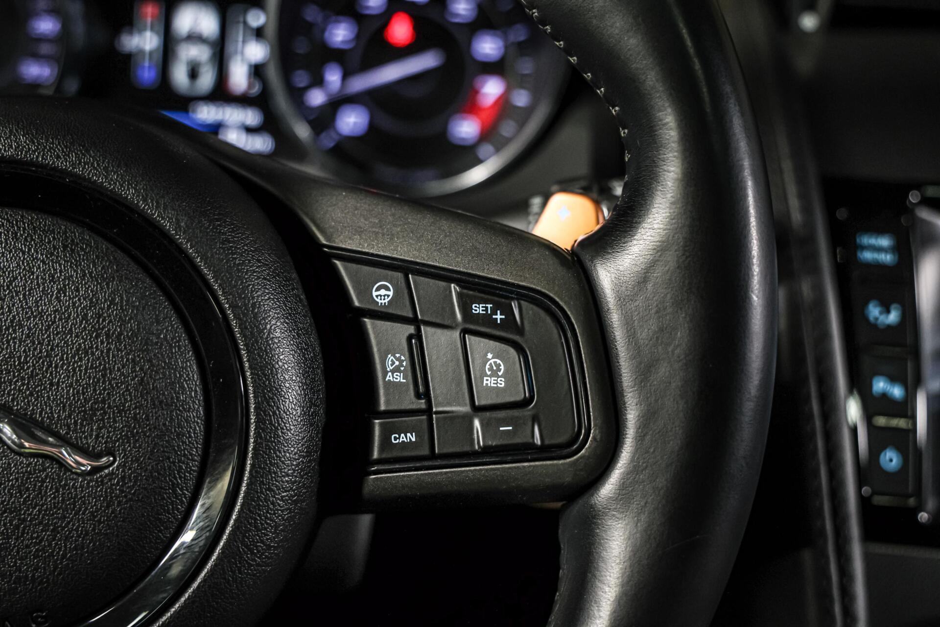Foto van Jaguar F-type