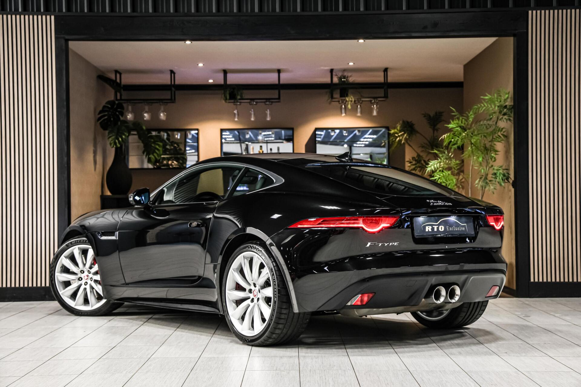 Foto van Jaguar F-type