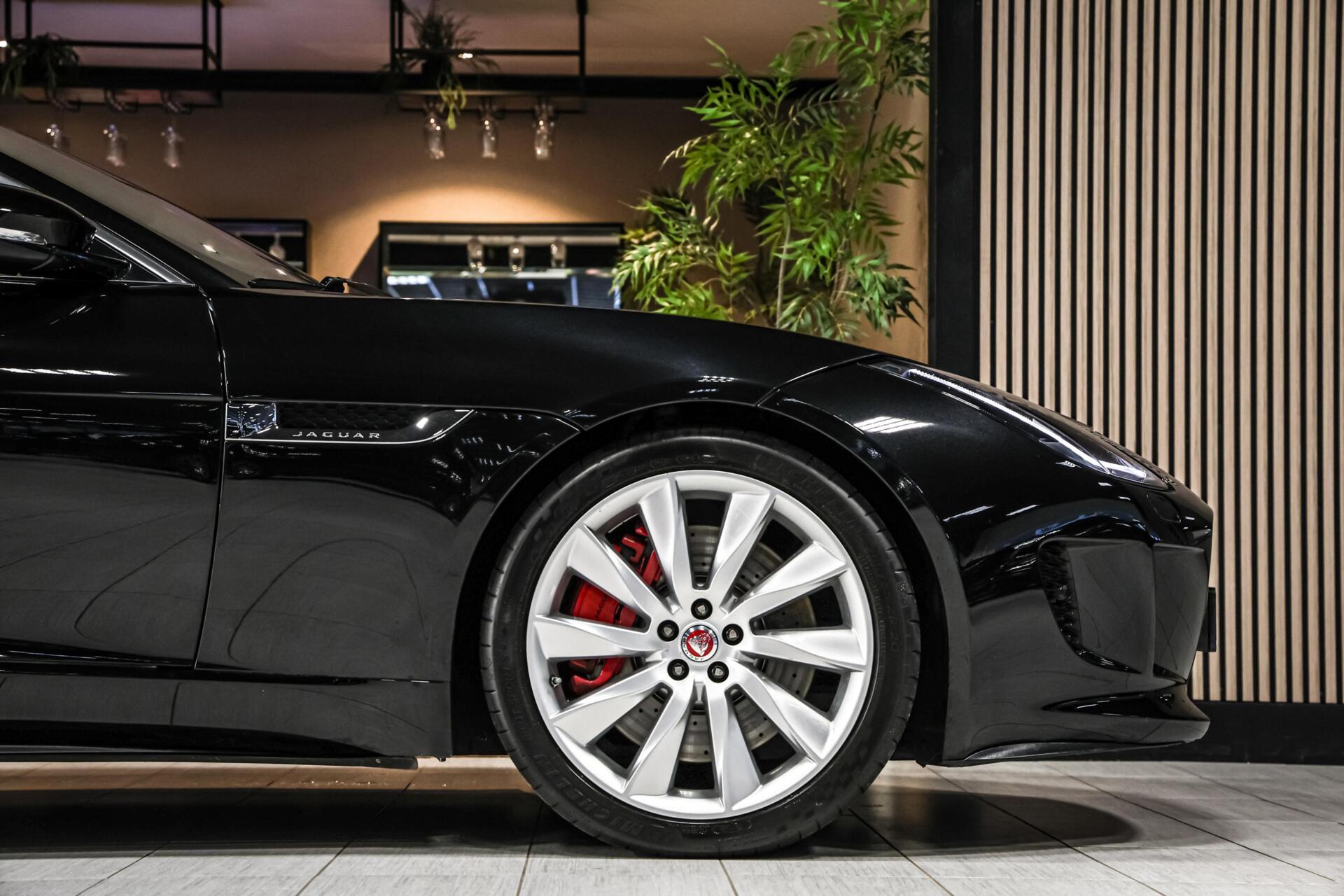 Foto van Jaguar F-type
