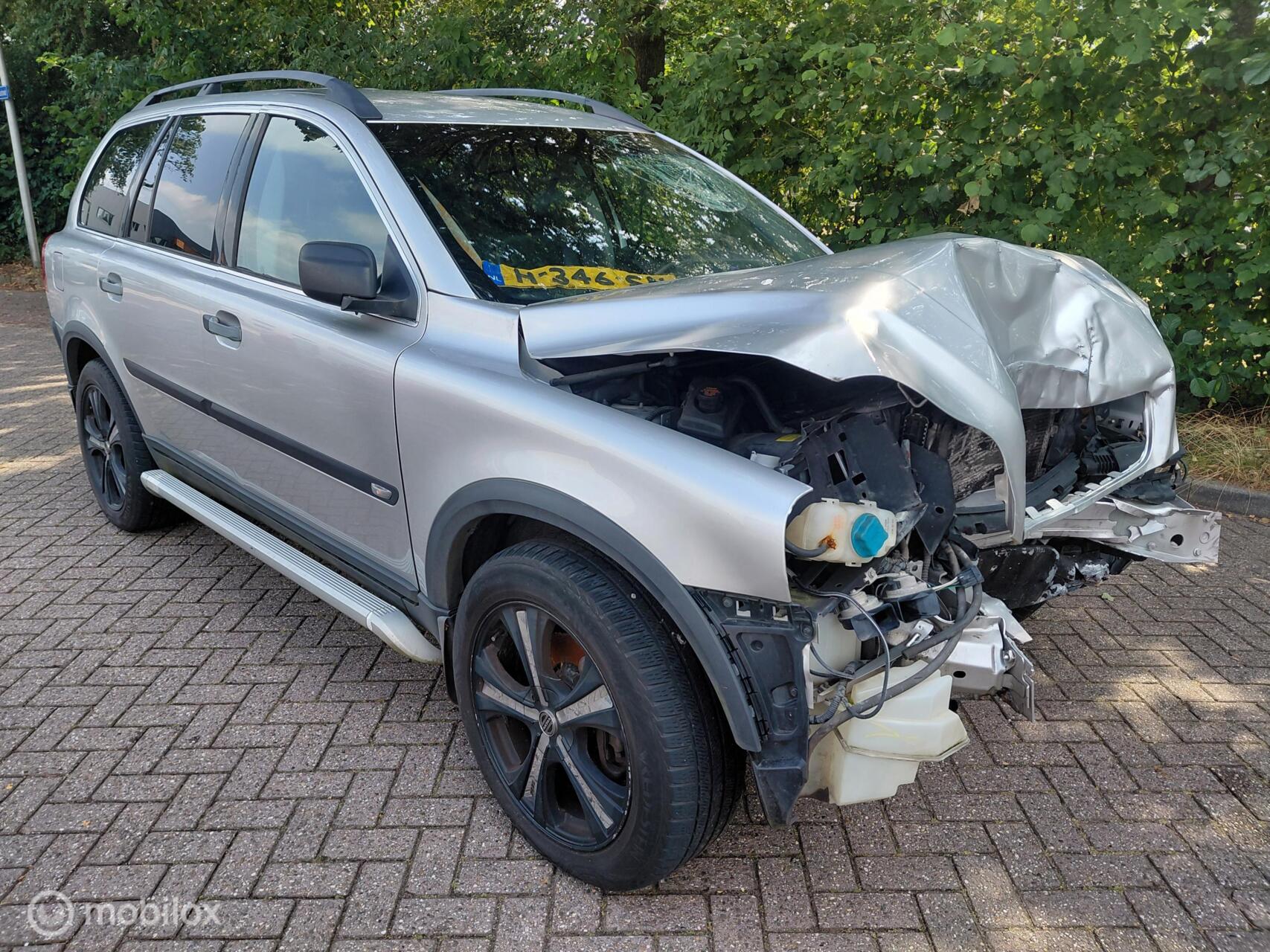 Volvo Xc90 2.5 T 209 PK 4X4 Aut. Elite 7 Persoons - leer 2004 - voorkant