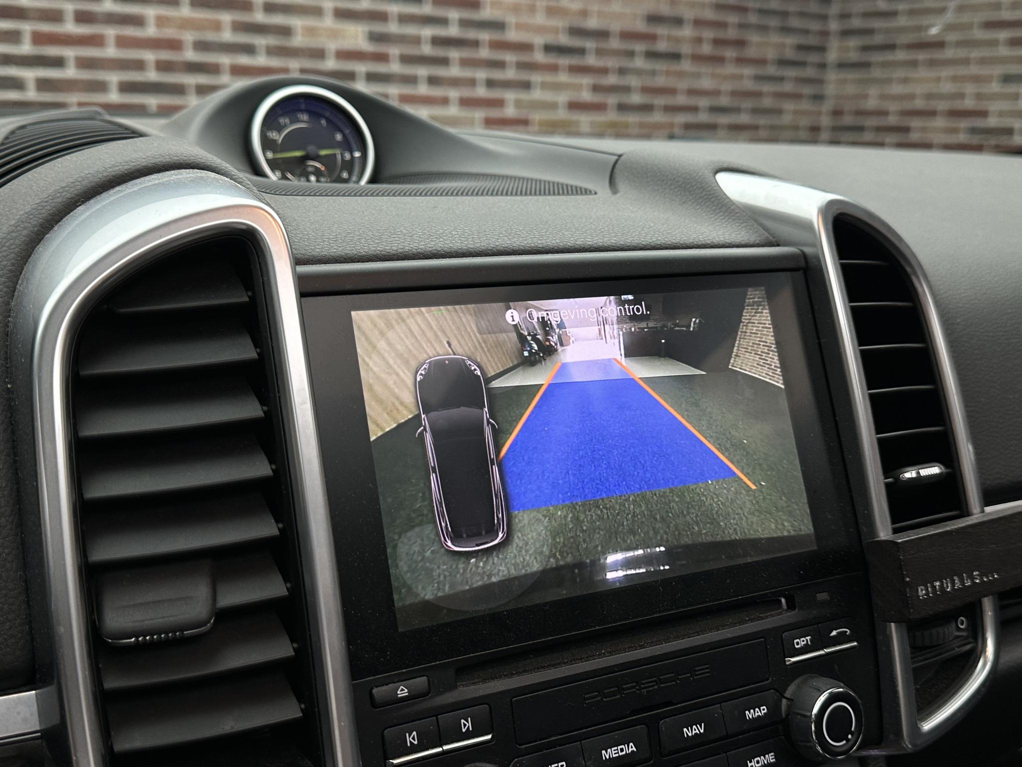 Foto van Porsche Cayenne S E-hybrid