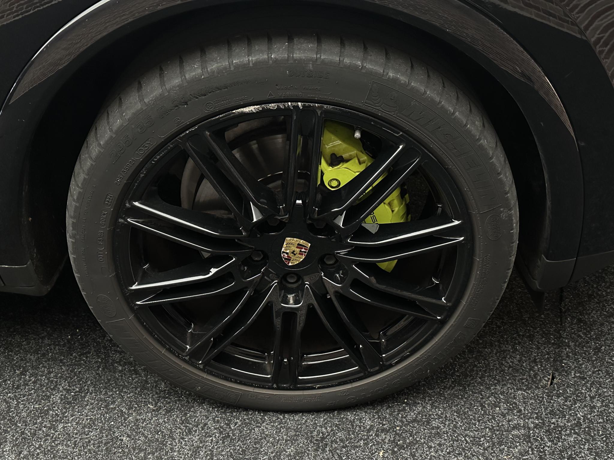 Foto van Porsche Cayenne S E-hybrid