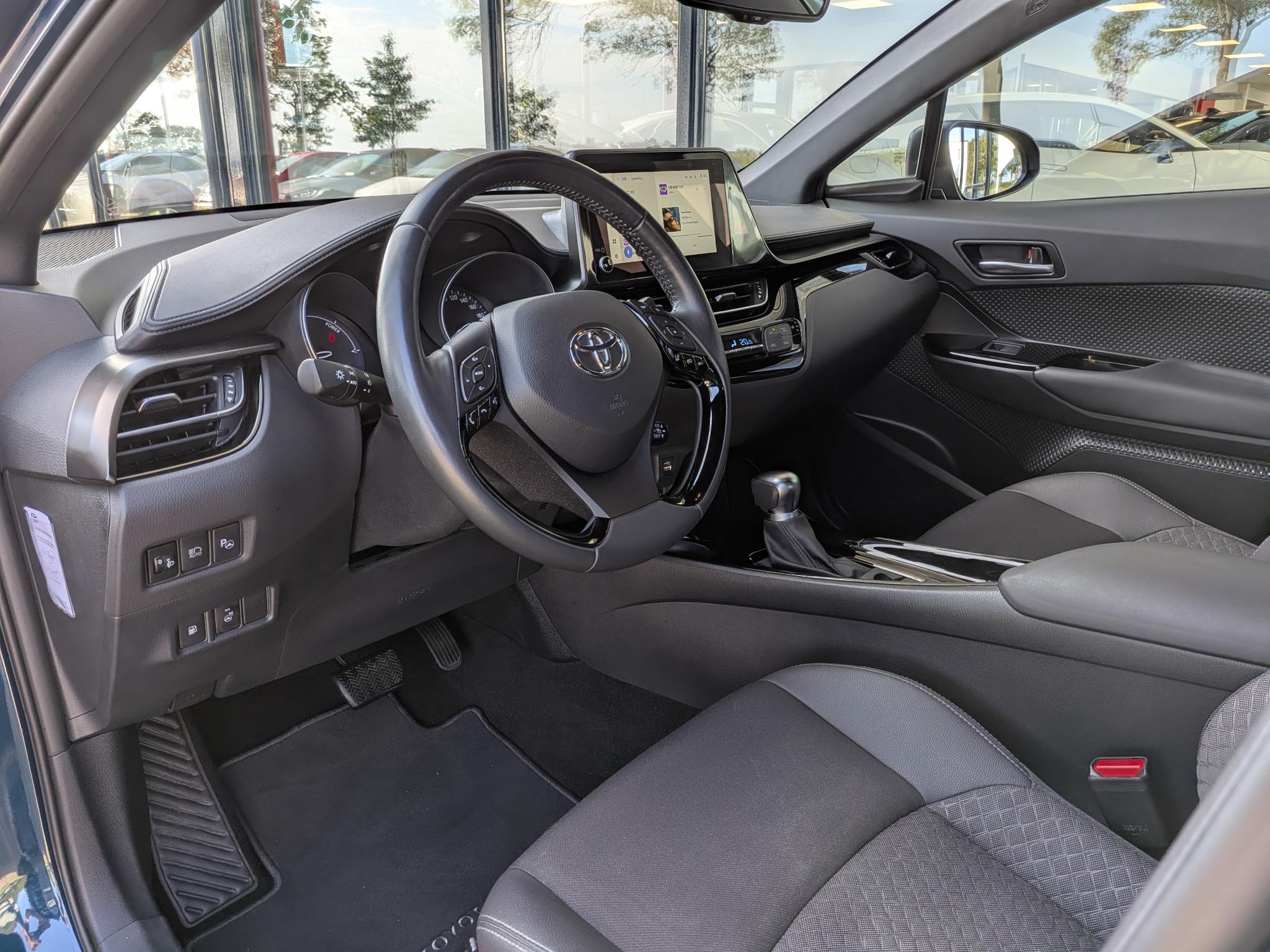 Foto van Toyota Toyota C-hr