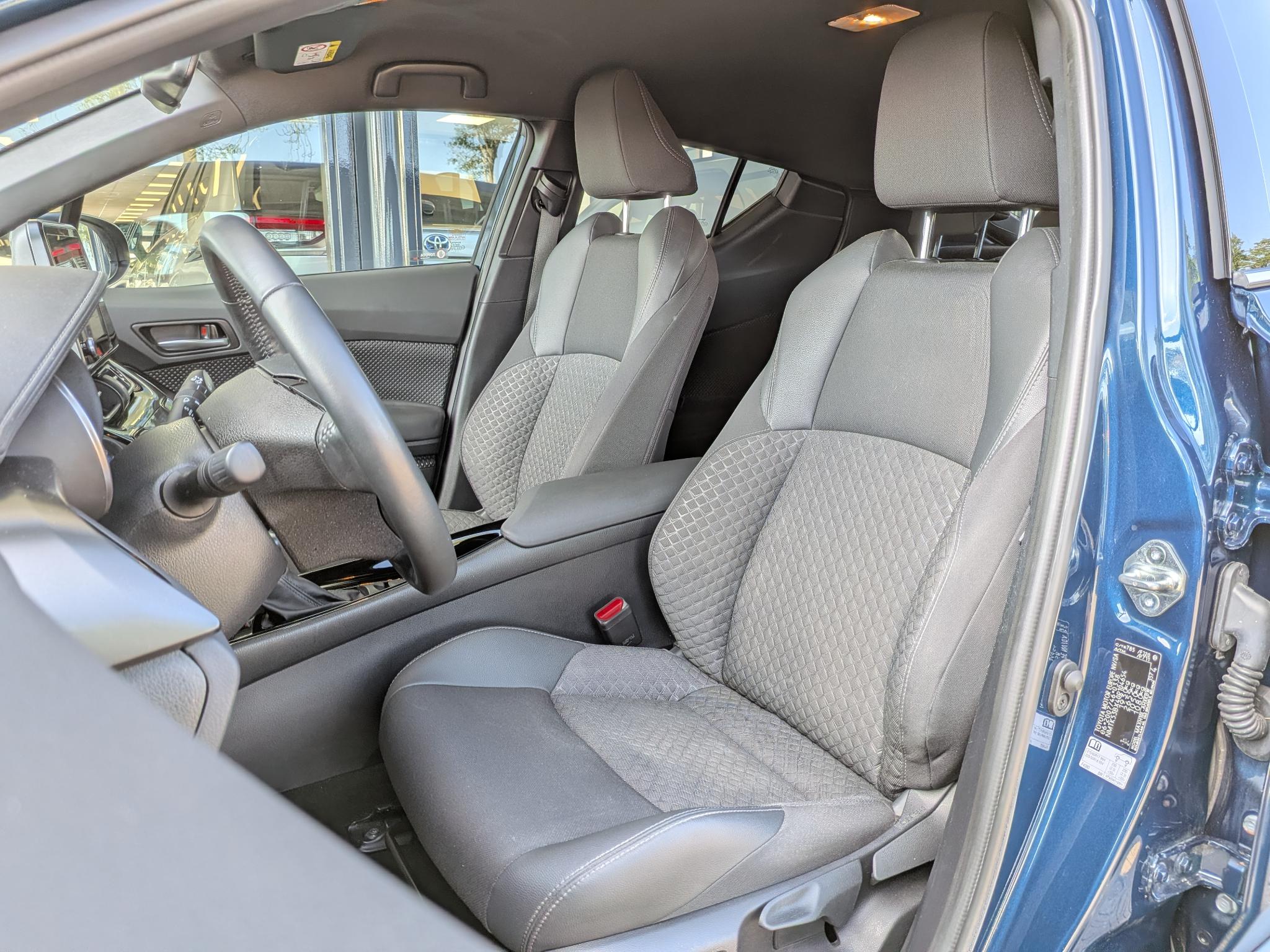 Foto van Toyota Toyota C-hr