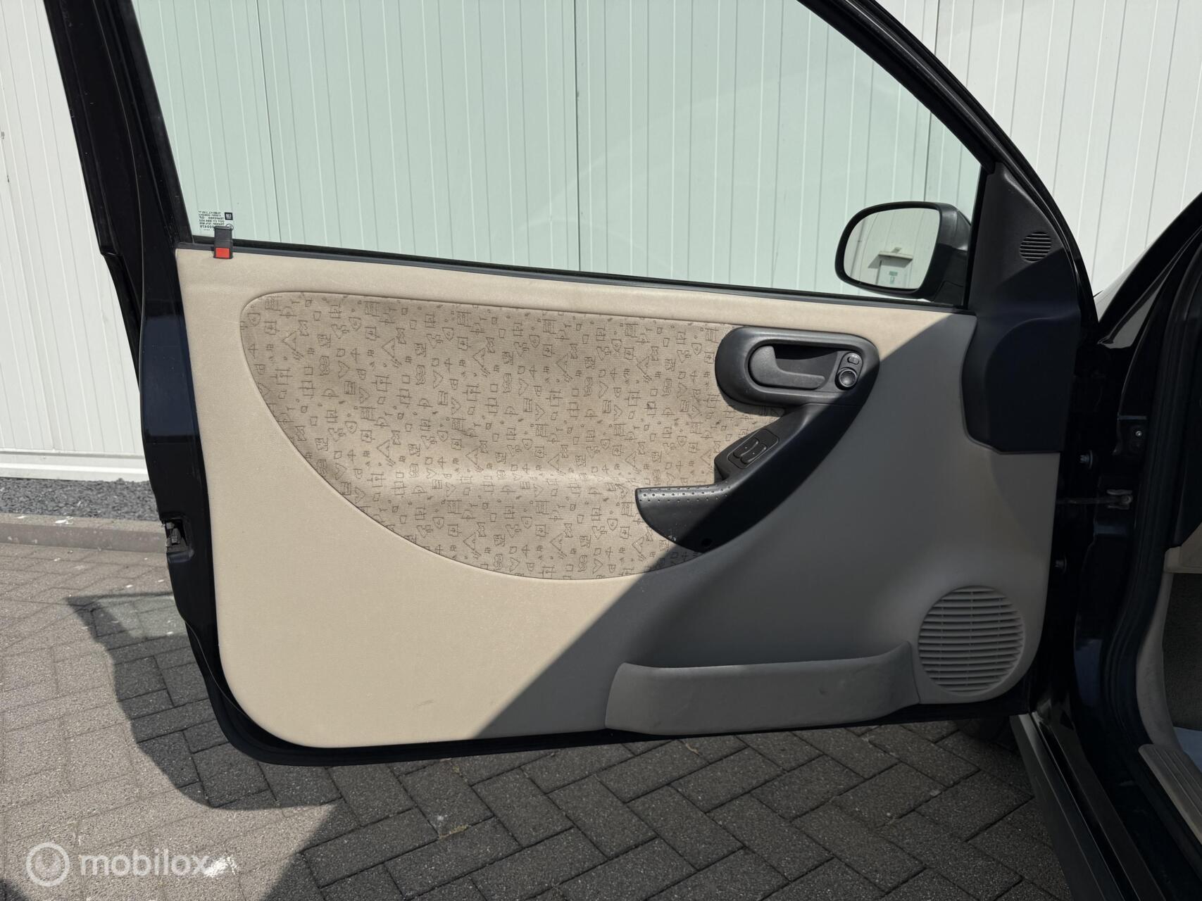 Foto van Opel Corsa-c