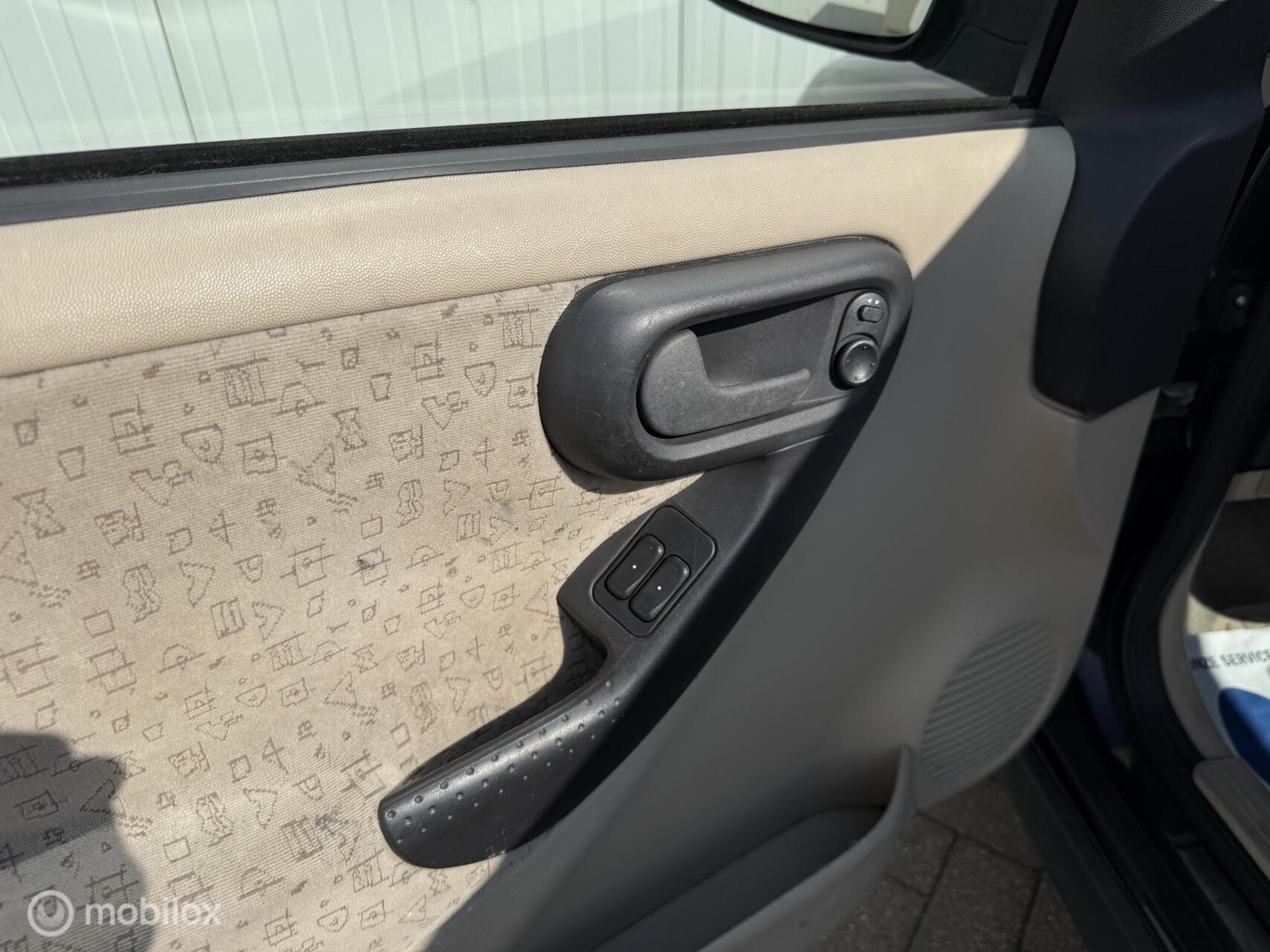 Foto van Opel Corsa-c