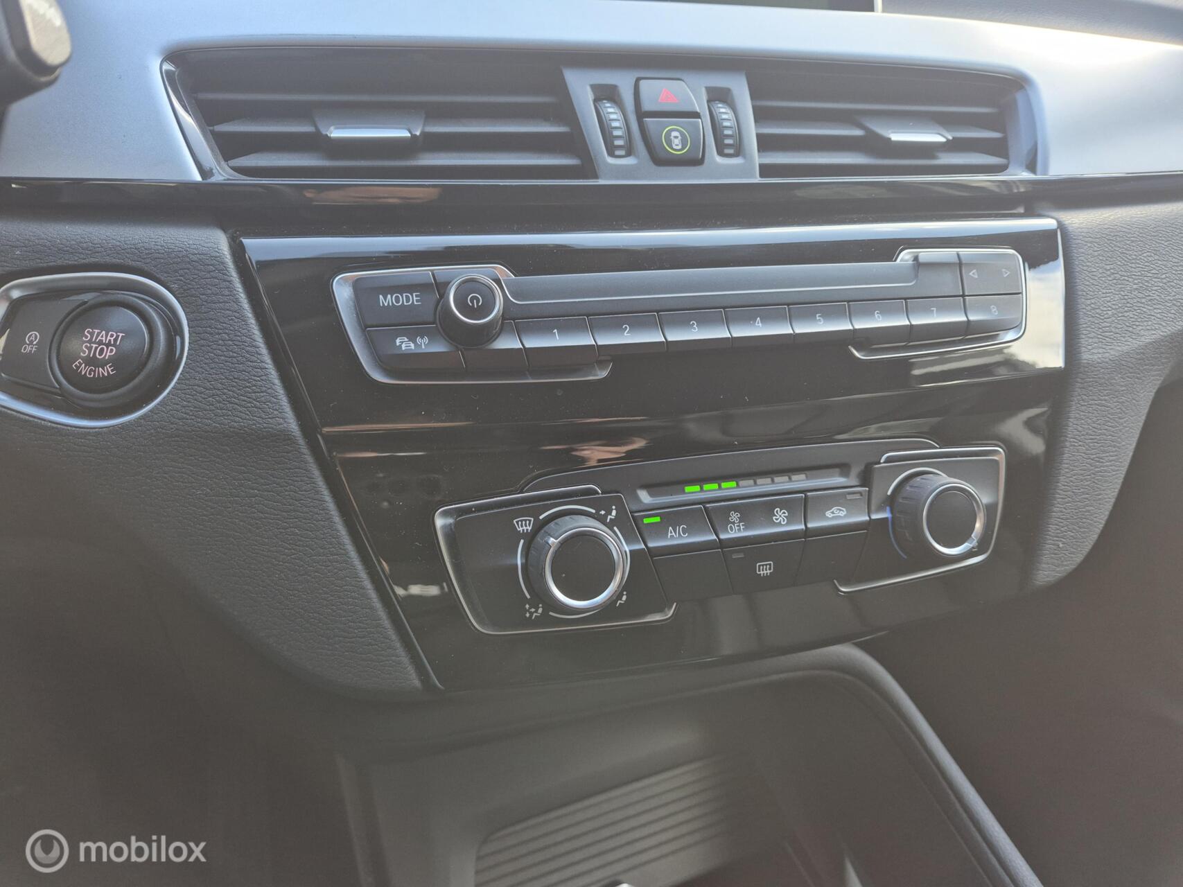 Foto van BMW X1 Sdrive18i