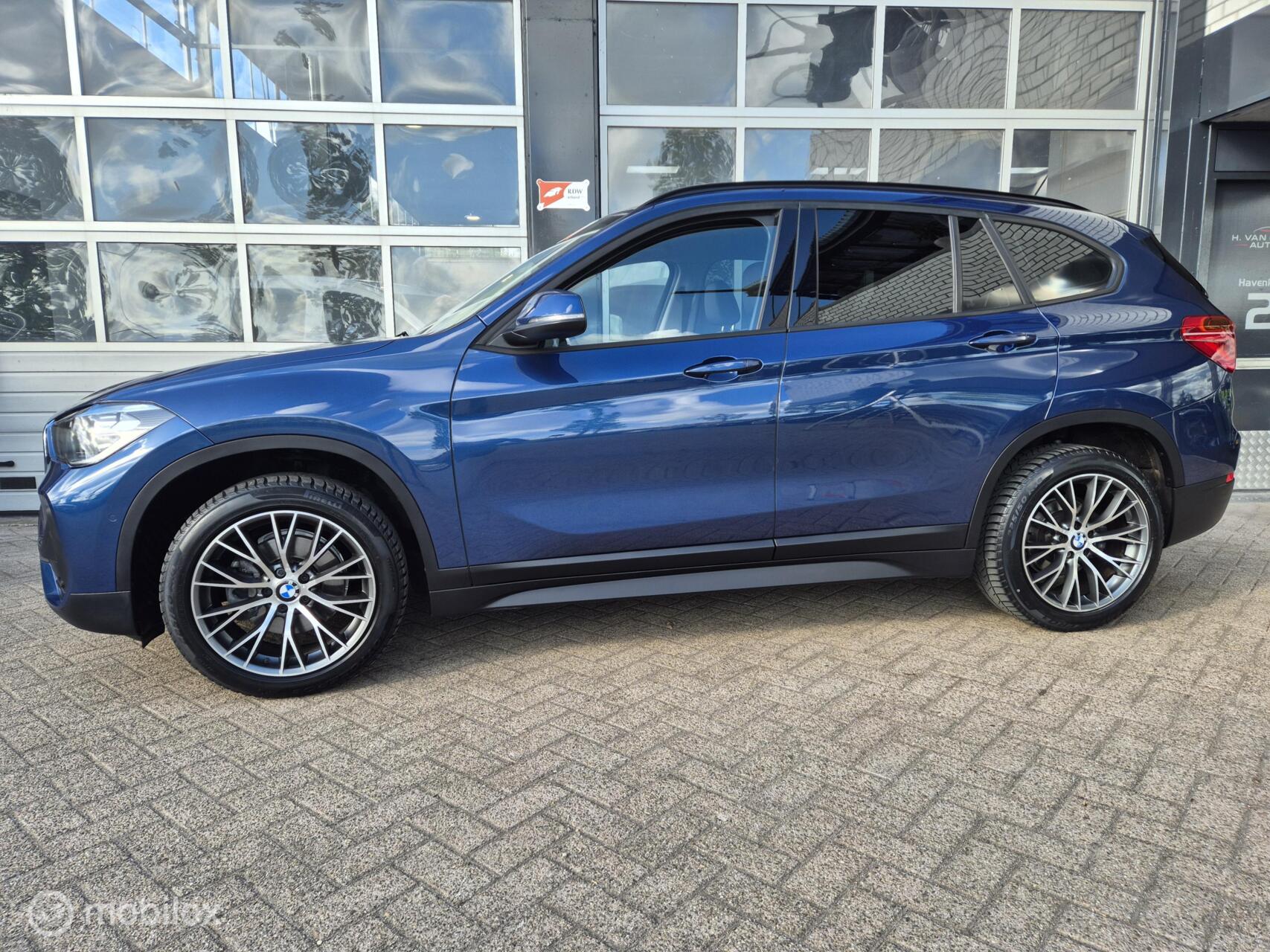 Foto van BMW X1 Sdrive18i