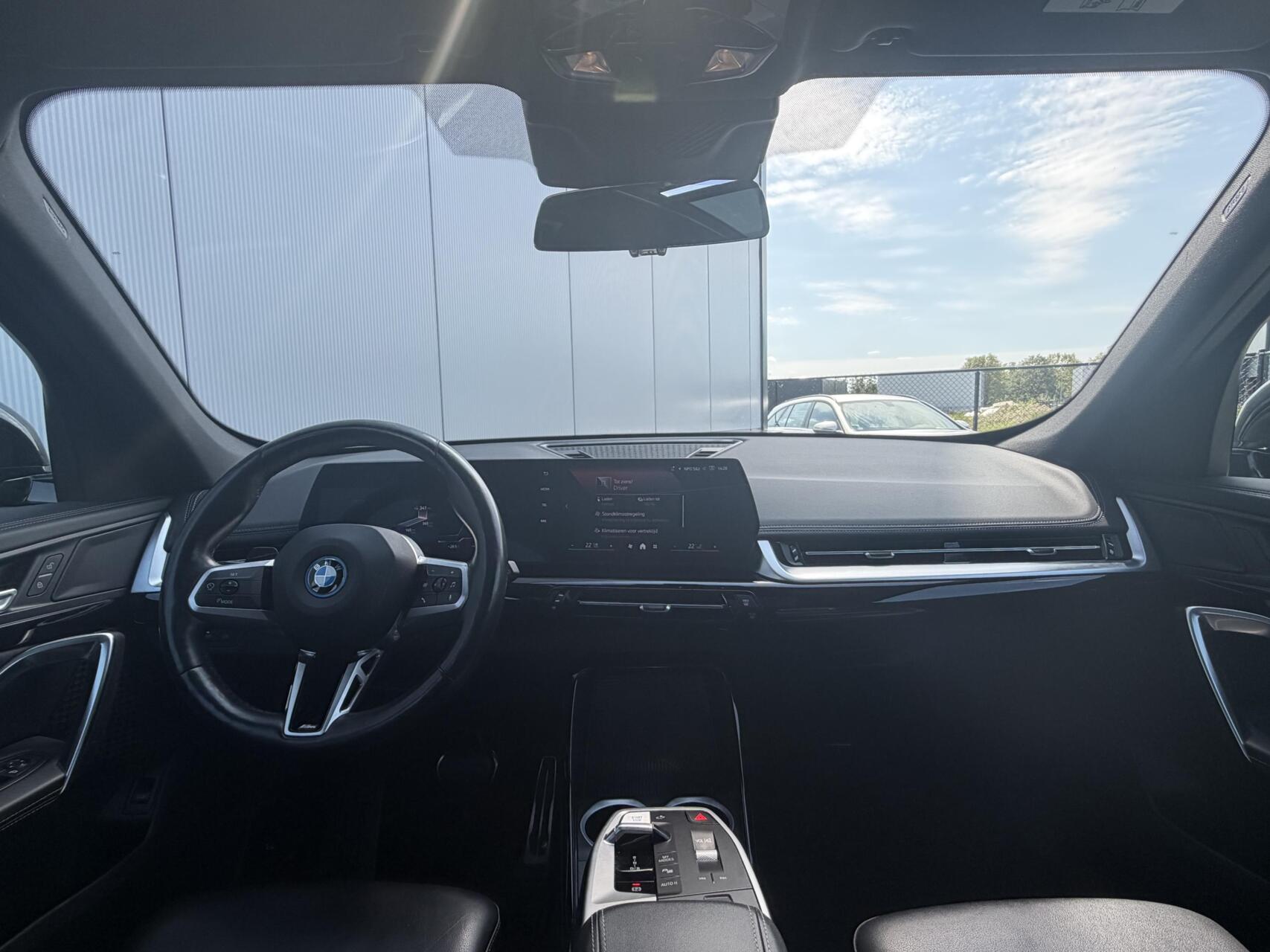 Foto van BMW Ix1 Edrive20