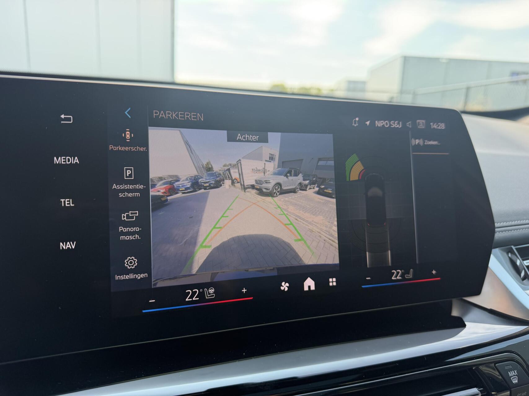 Foto van BMW Ix1 Edrive20