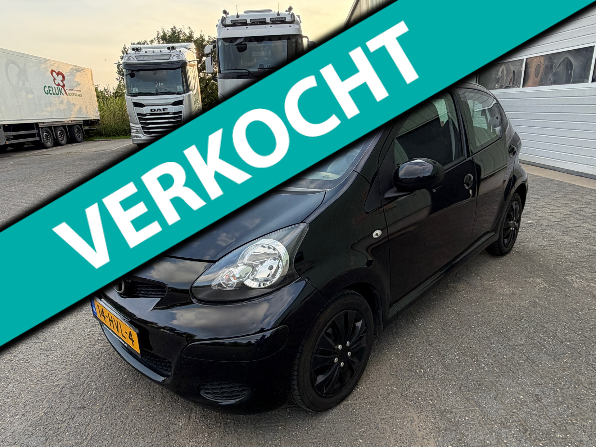 Toyota Toyota Aygo 1.0-12V Comfort | Airco | 5 Drs | Apple CarPlay 2009 - voorkant