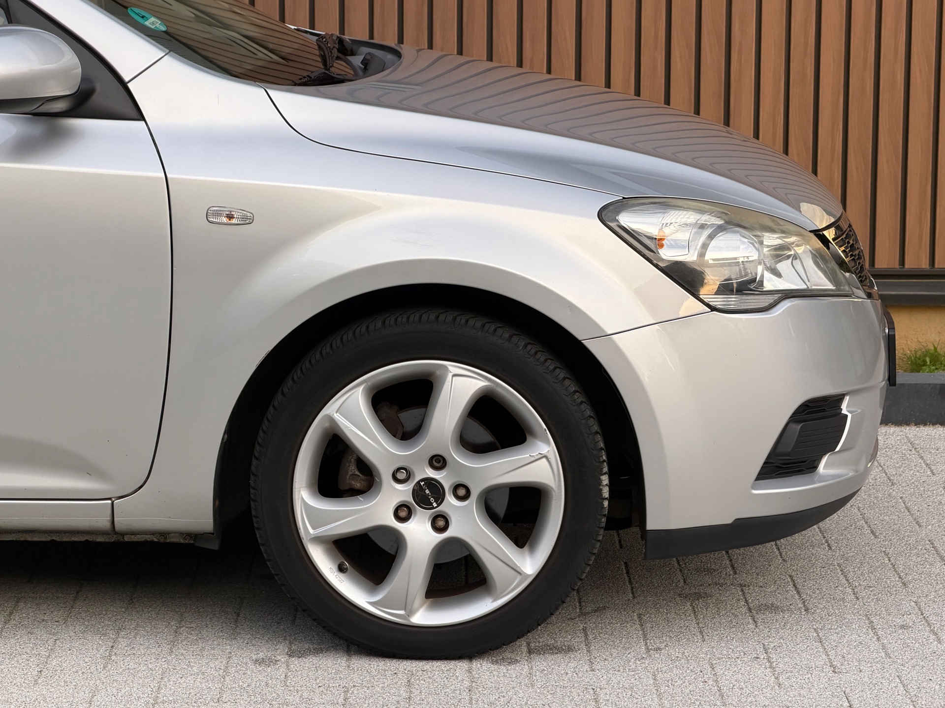 Foto van Kia Cee D