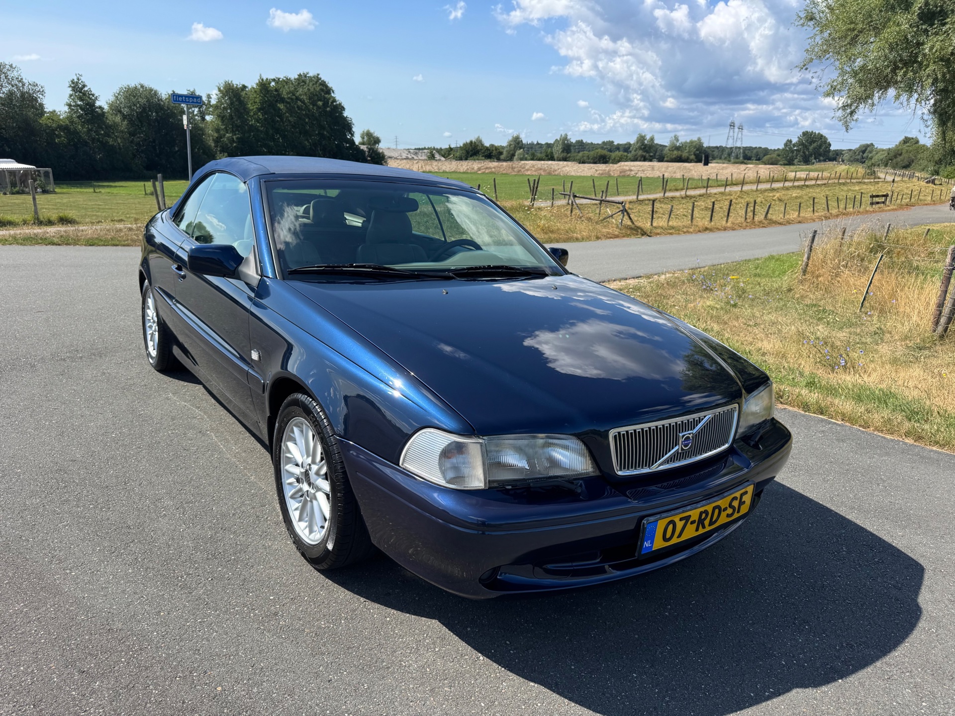 Foto van Volvo C70