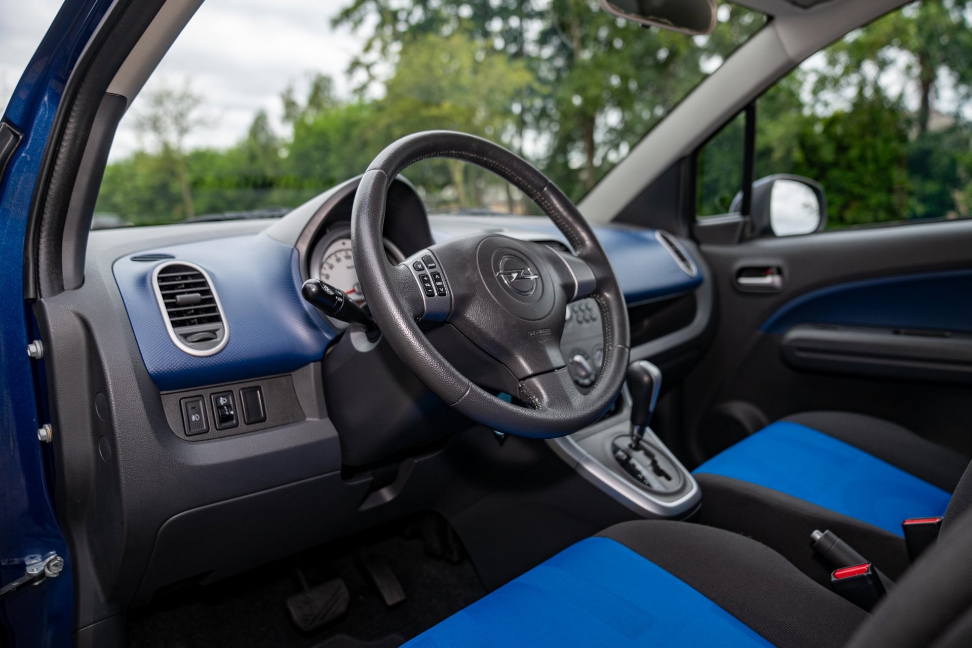 Foto van Opel Agila