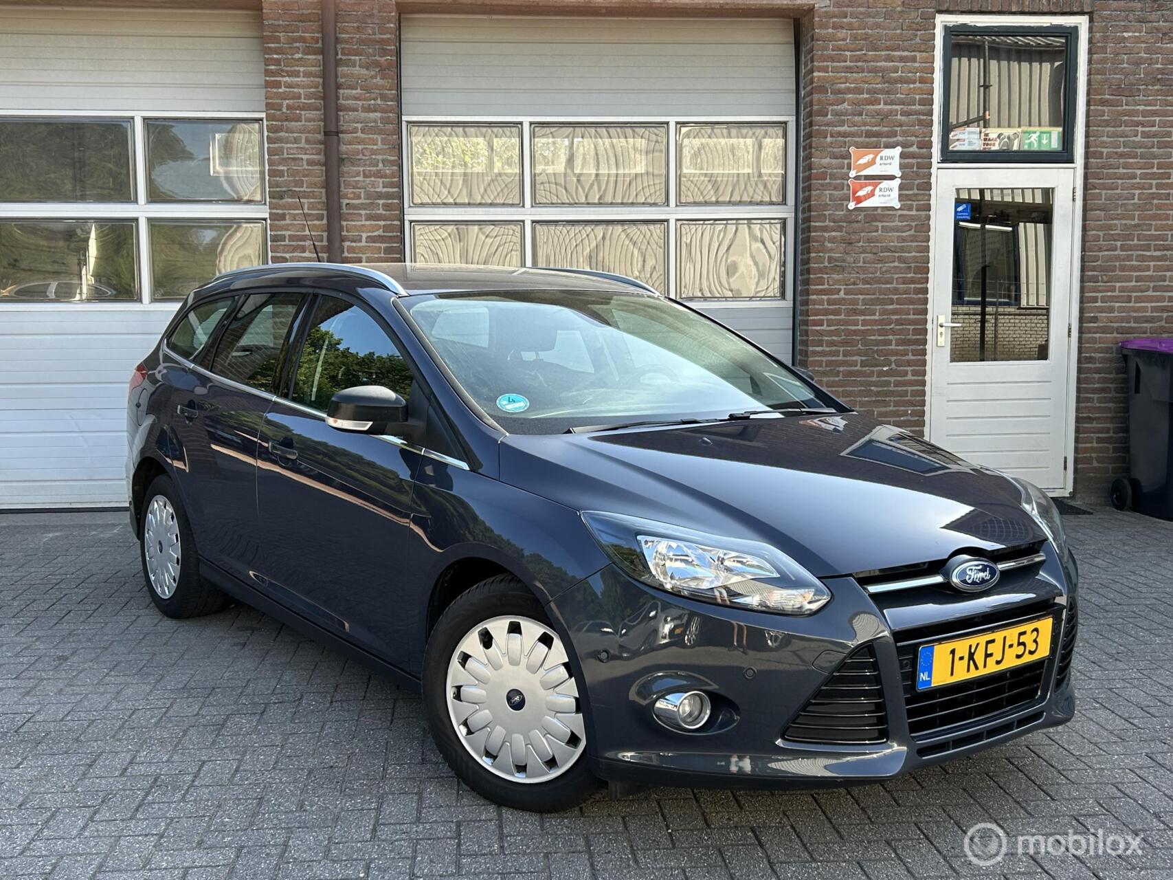 Ford Focus 1.6 TDCI ECOnetic Lease Titanium | Clima | 2013 - voorkant