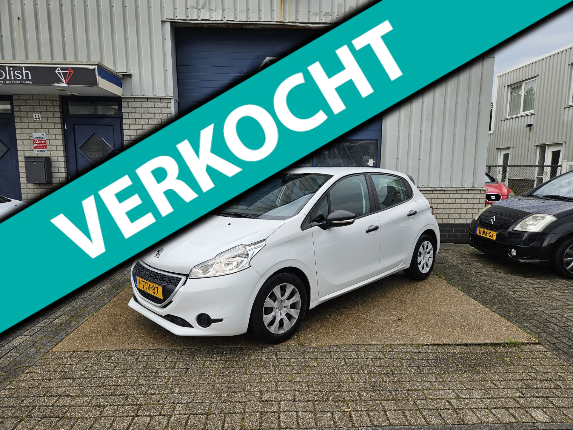 Peugeot 208 2014 | Slechts 114.998 km NAP | APK 2027 | Airco 2014 - voorkant