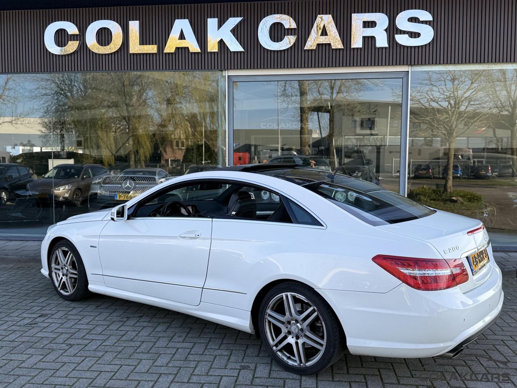 Foto van Mercedes-Benz E 200 Cgi