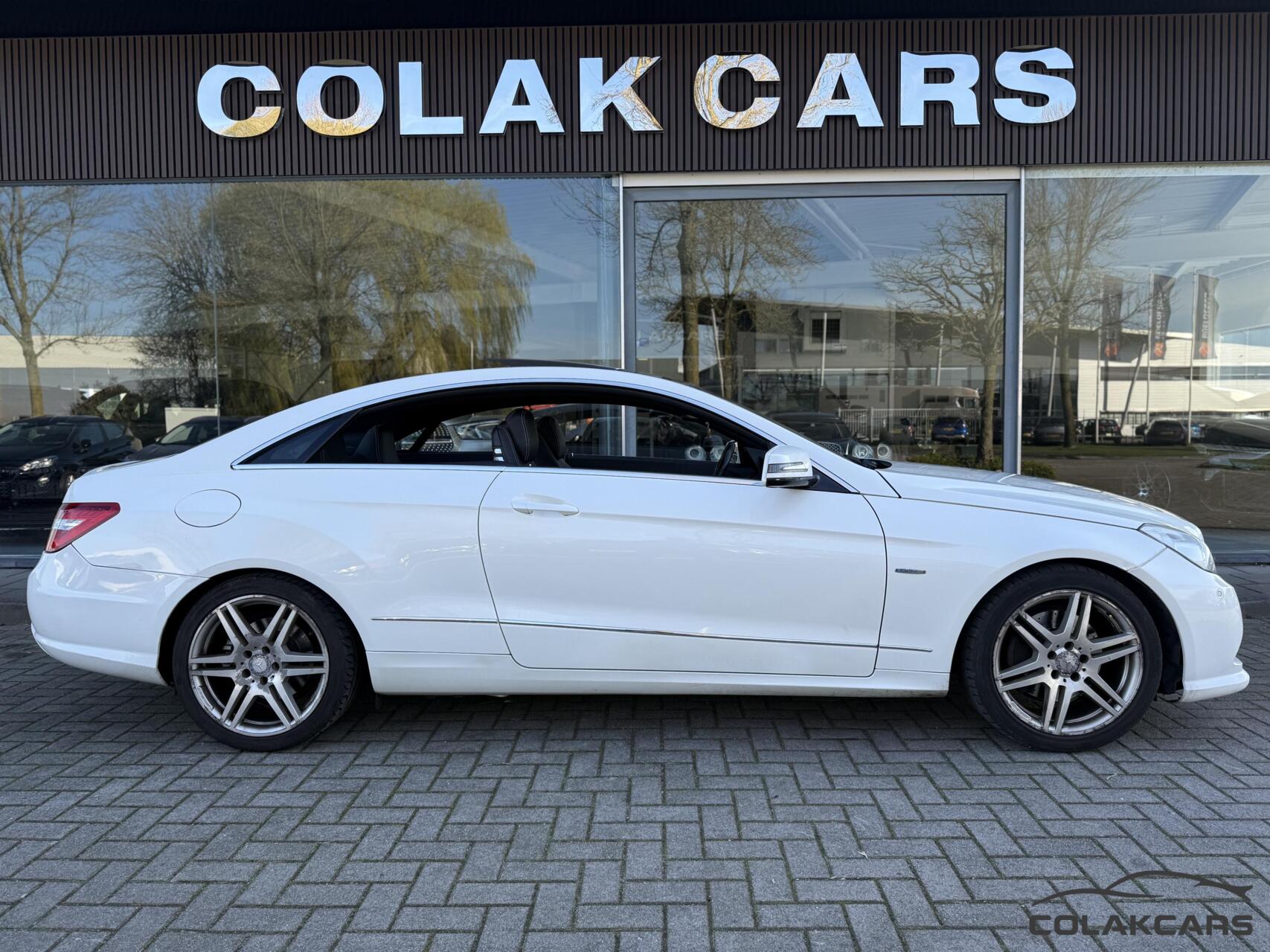 Foto van Mercedes-Benz E 200 Cgi