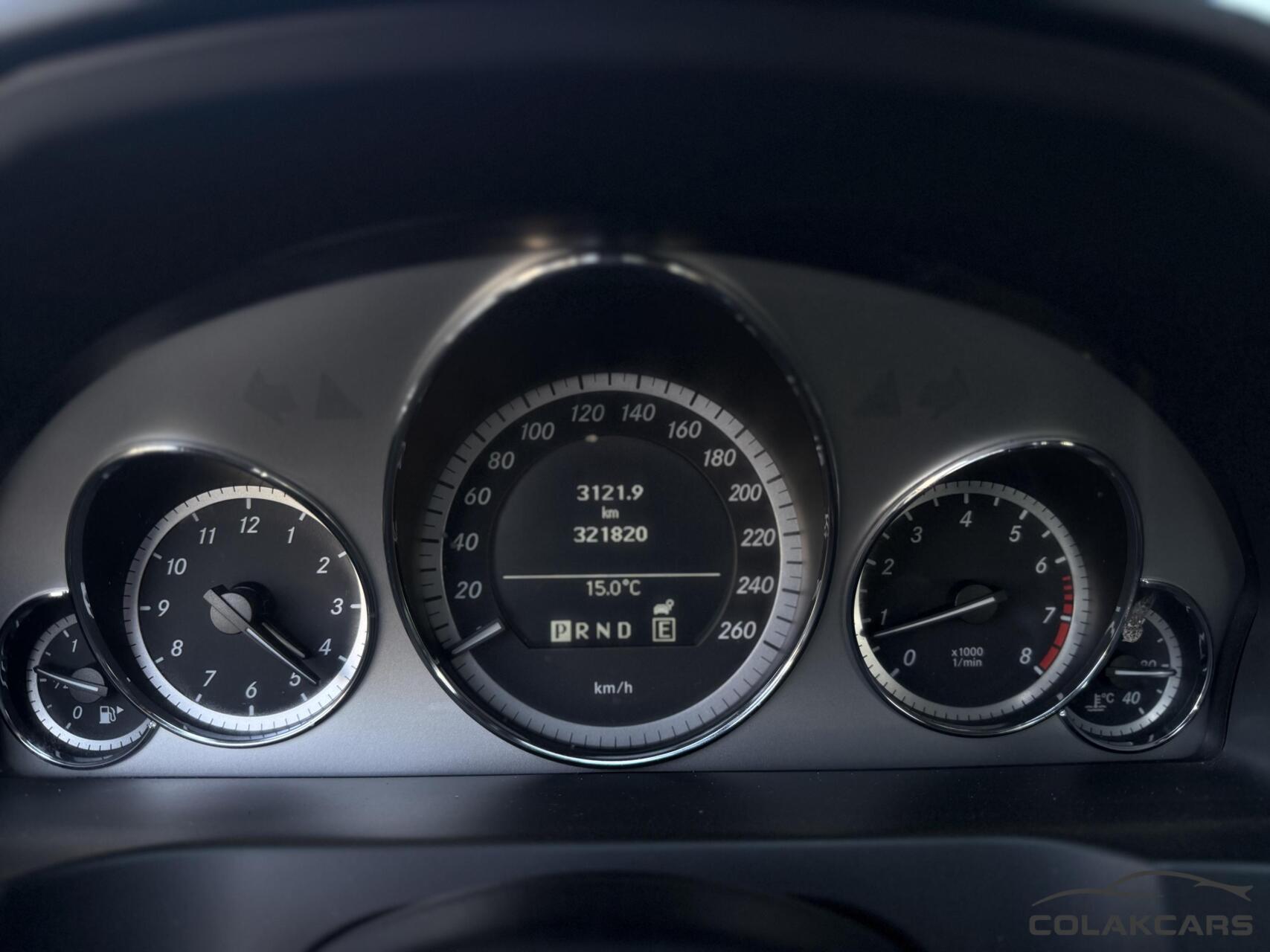 Foto van Mercedes-Benz E 200 Cgi