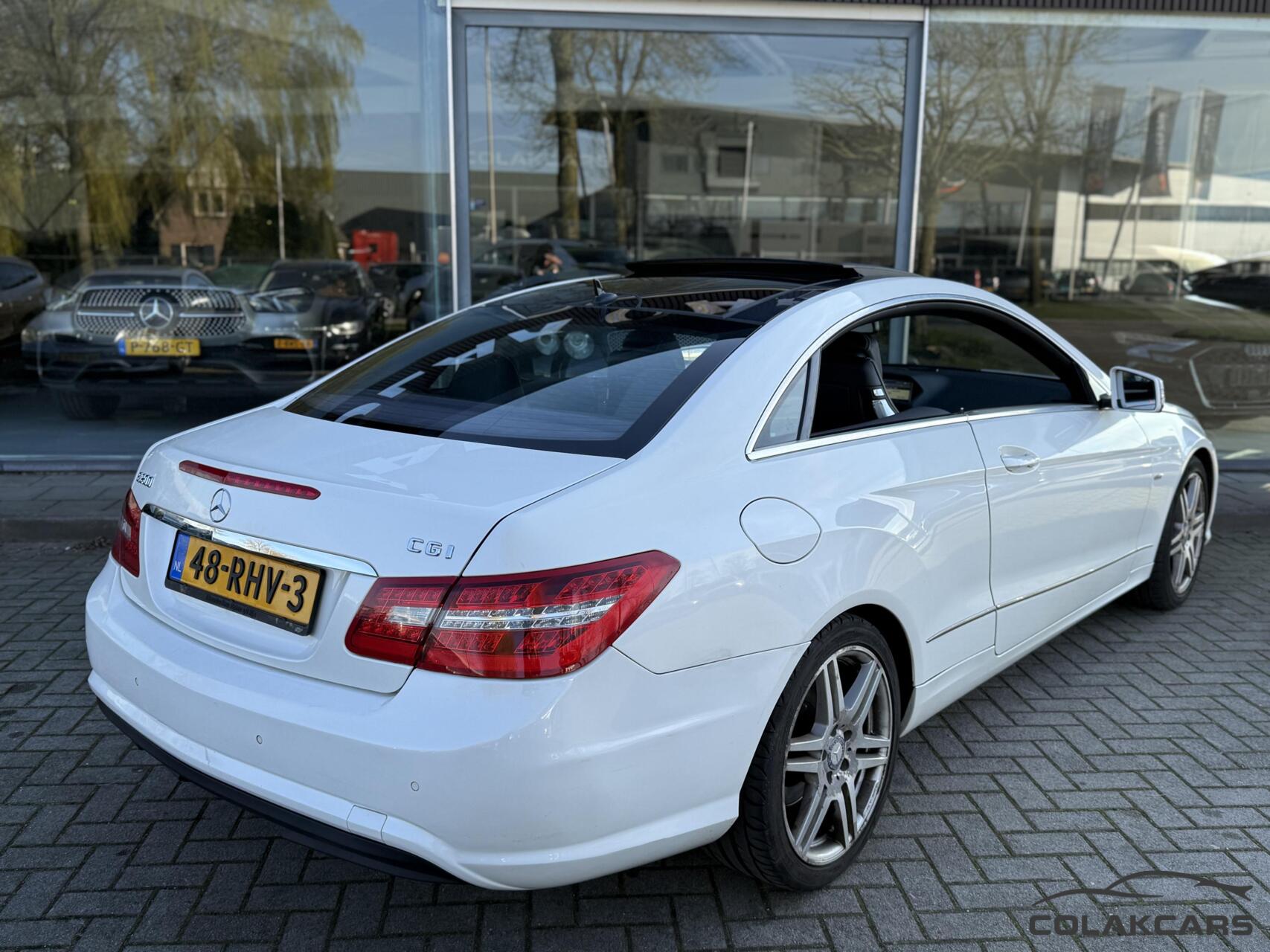 Foto van Mercedes-Benz E 200 Cgi