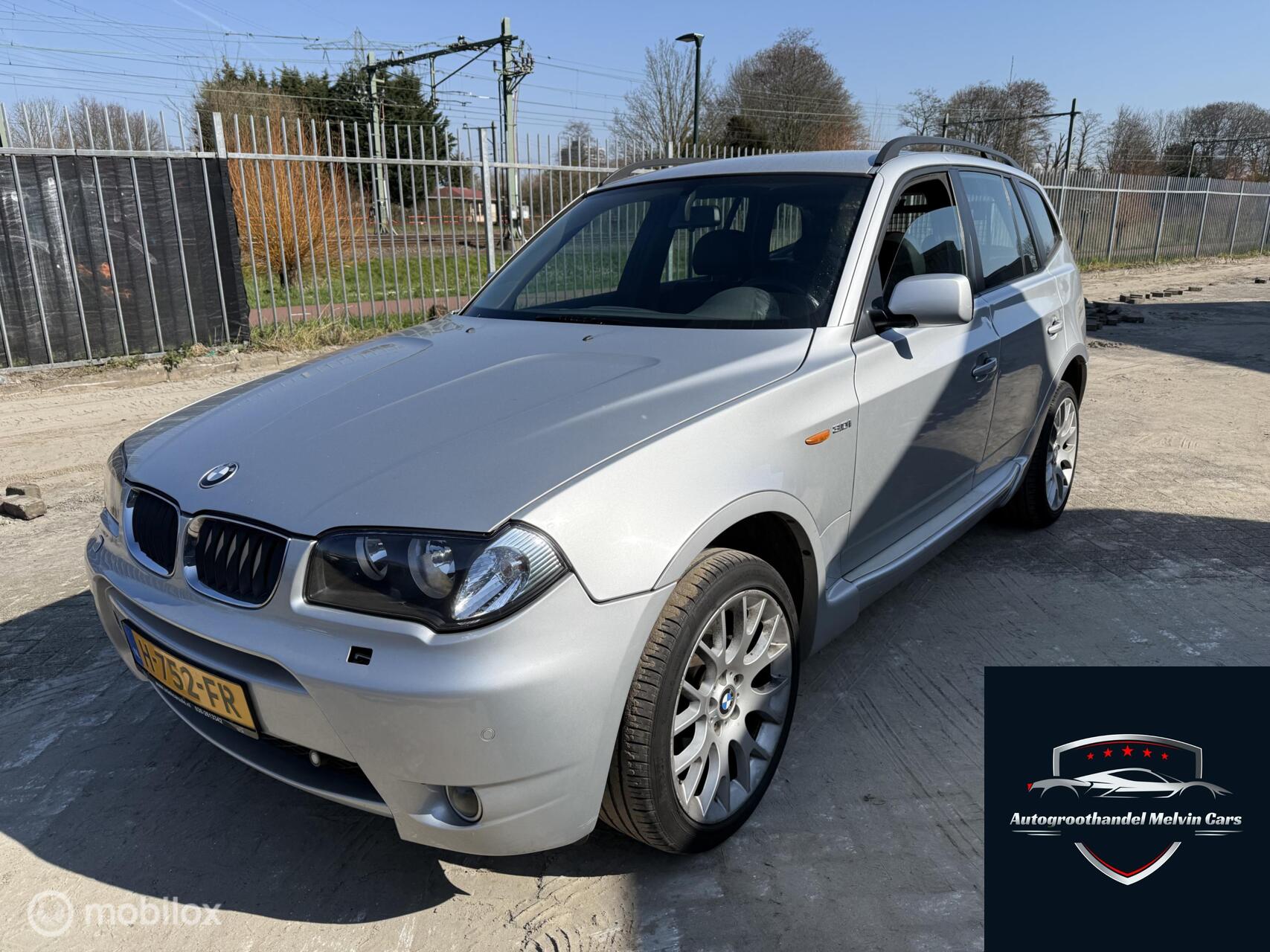 BMW X Reihe 3.0i handgeschakeld leder interieur rijd prima 2004 - voorkant