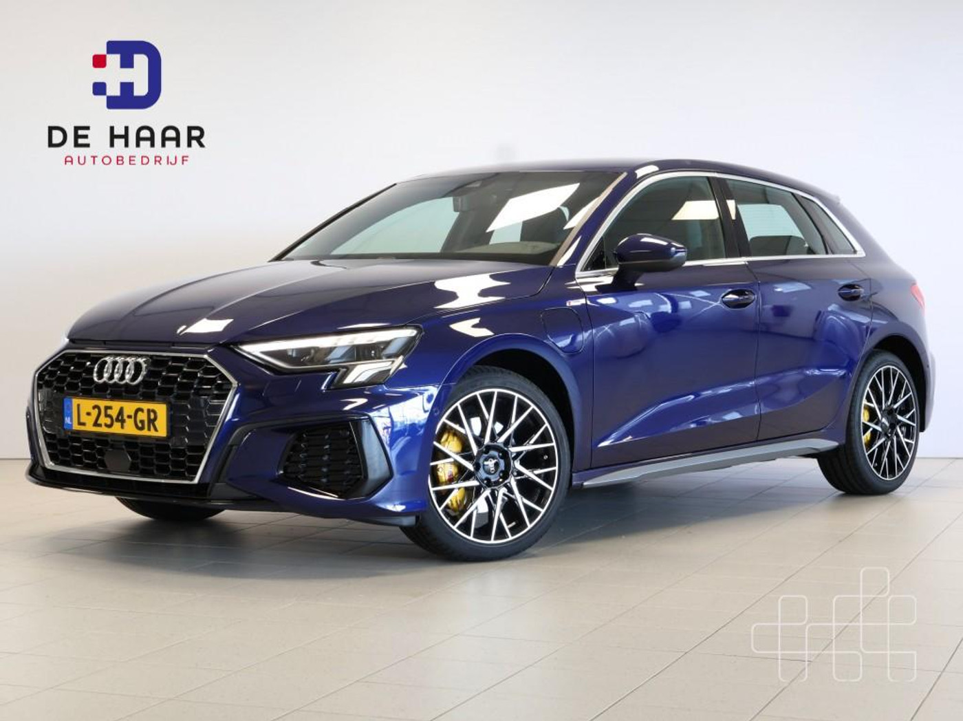 Audi Audi A3 Sportback 40 TFSIe S-Line - RS Zetels - Memory - Sfeerverlichting 2020 - voorkant