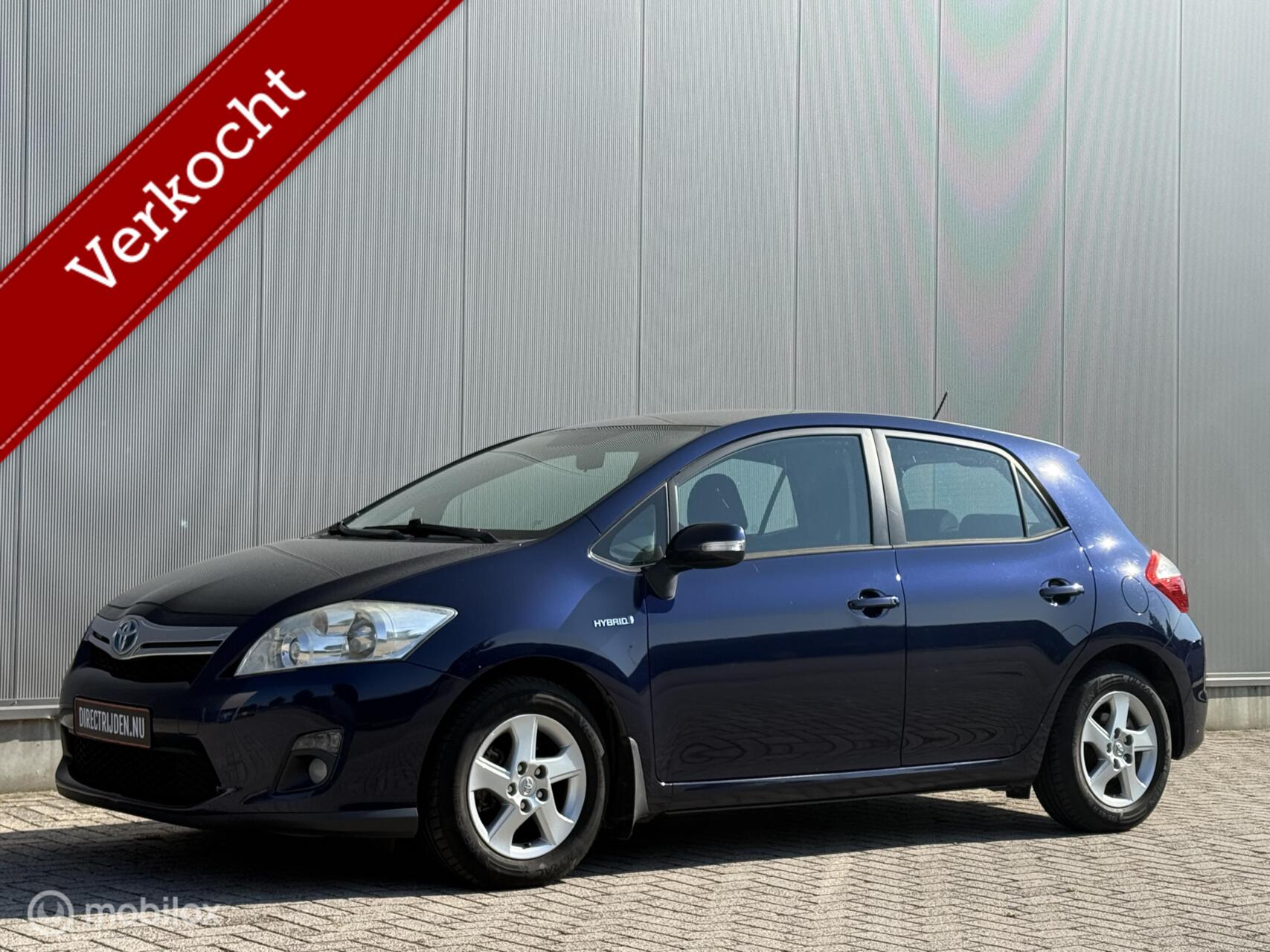 Toyota Auris 1.8 Full Hybrid Asp. 2010 - voorkant